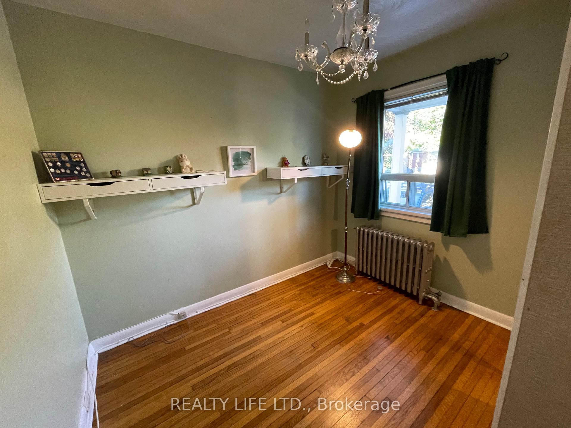44 Twentieth St, Toronto, ON M8V3L6 | 2 Bedroom 2 Bathroom Detached House | Image 10