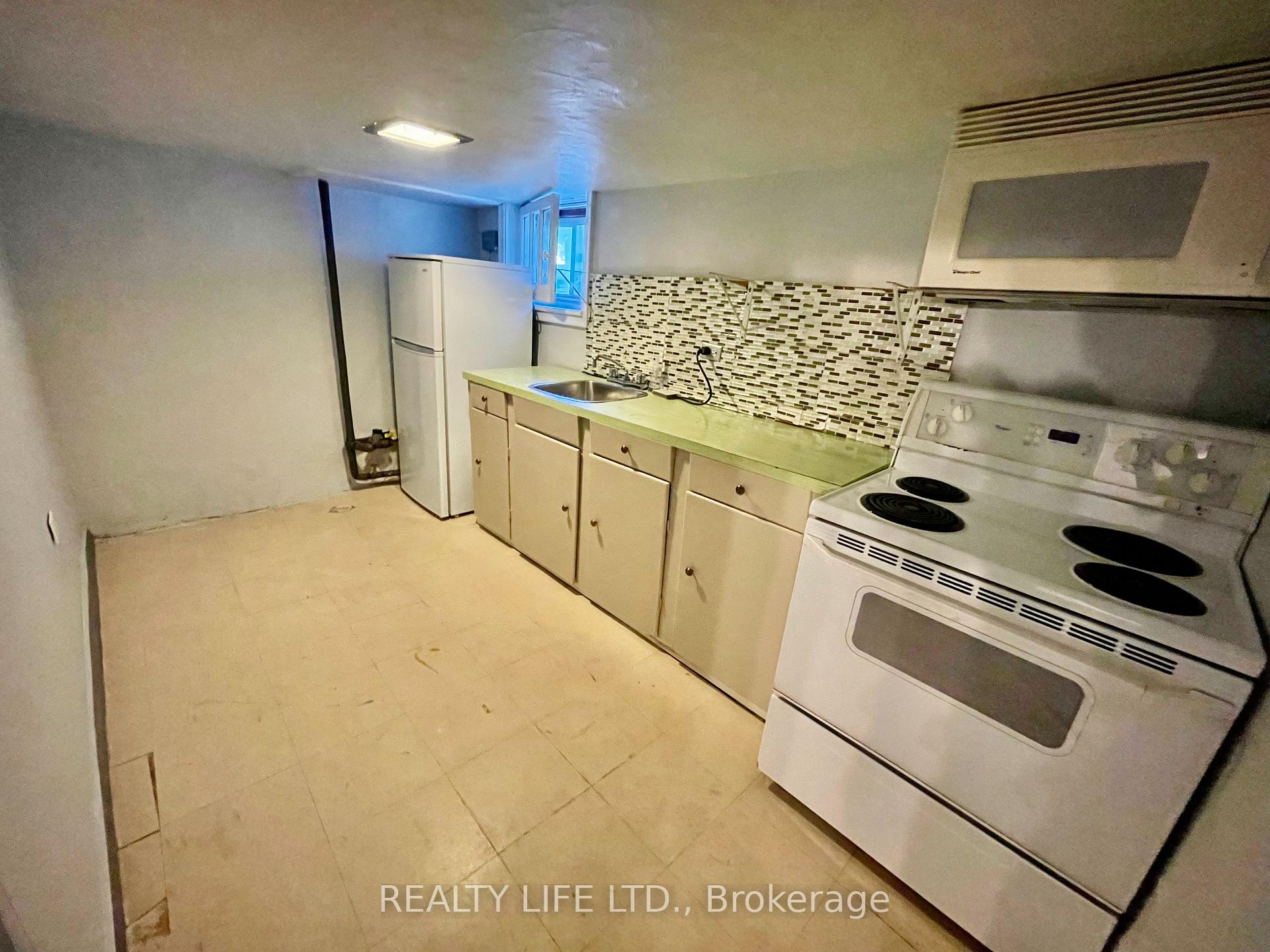 44 Twentieth St, Toronto, ON M8V3L6 | 2 Bedroom 2 Bathroom Detached House | Image 14