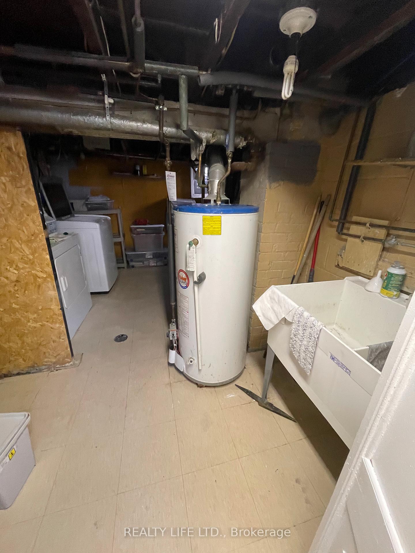 44 Twentieth St, Toronto, ON M8V3L6 | 2 Bedroom 2 Bathroom Detached House | Image 18