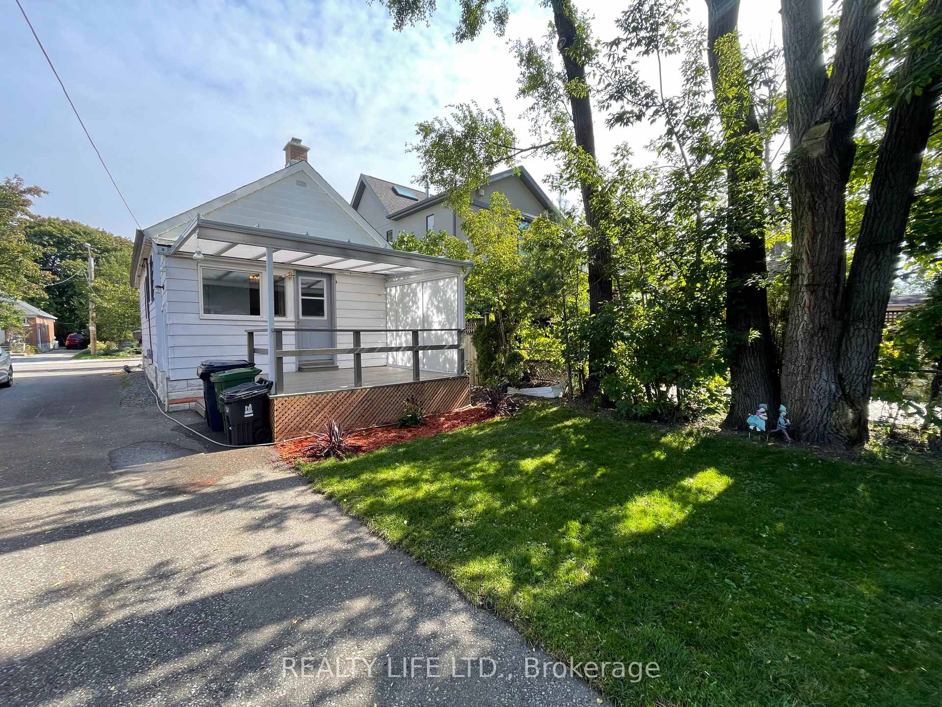 44 Twentieth St, Toronto, ON M8V3L6 | 2 Bedroom 2 Bathroom Detached House | Image 19