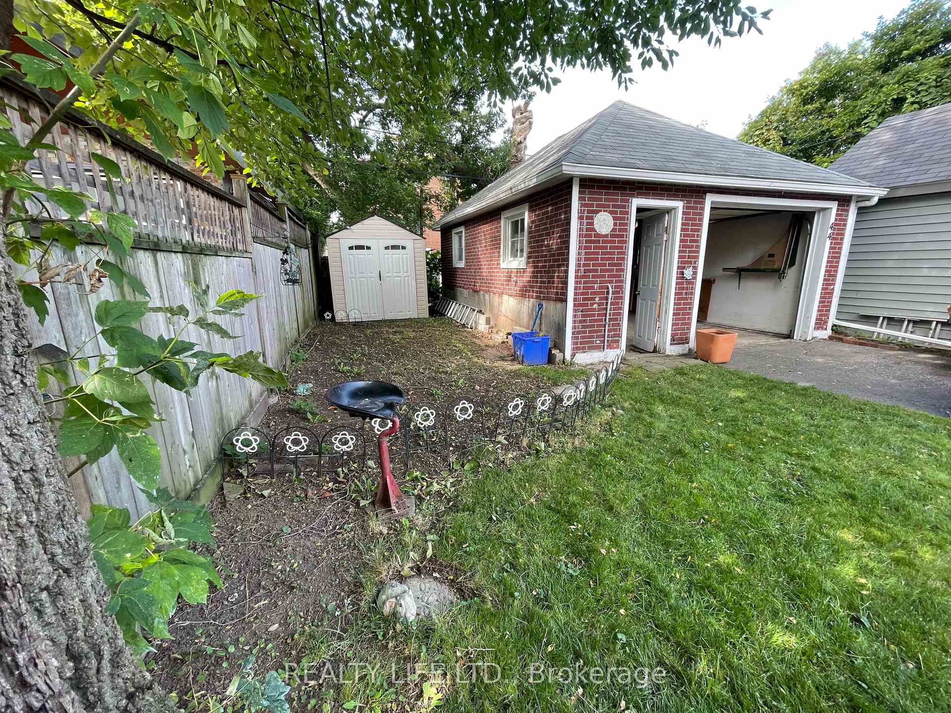44 Twentieth St, Toronto, ON M8V3L6 | 2 Bedroom 2 Bathroom Detached House | Image 24