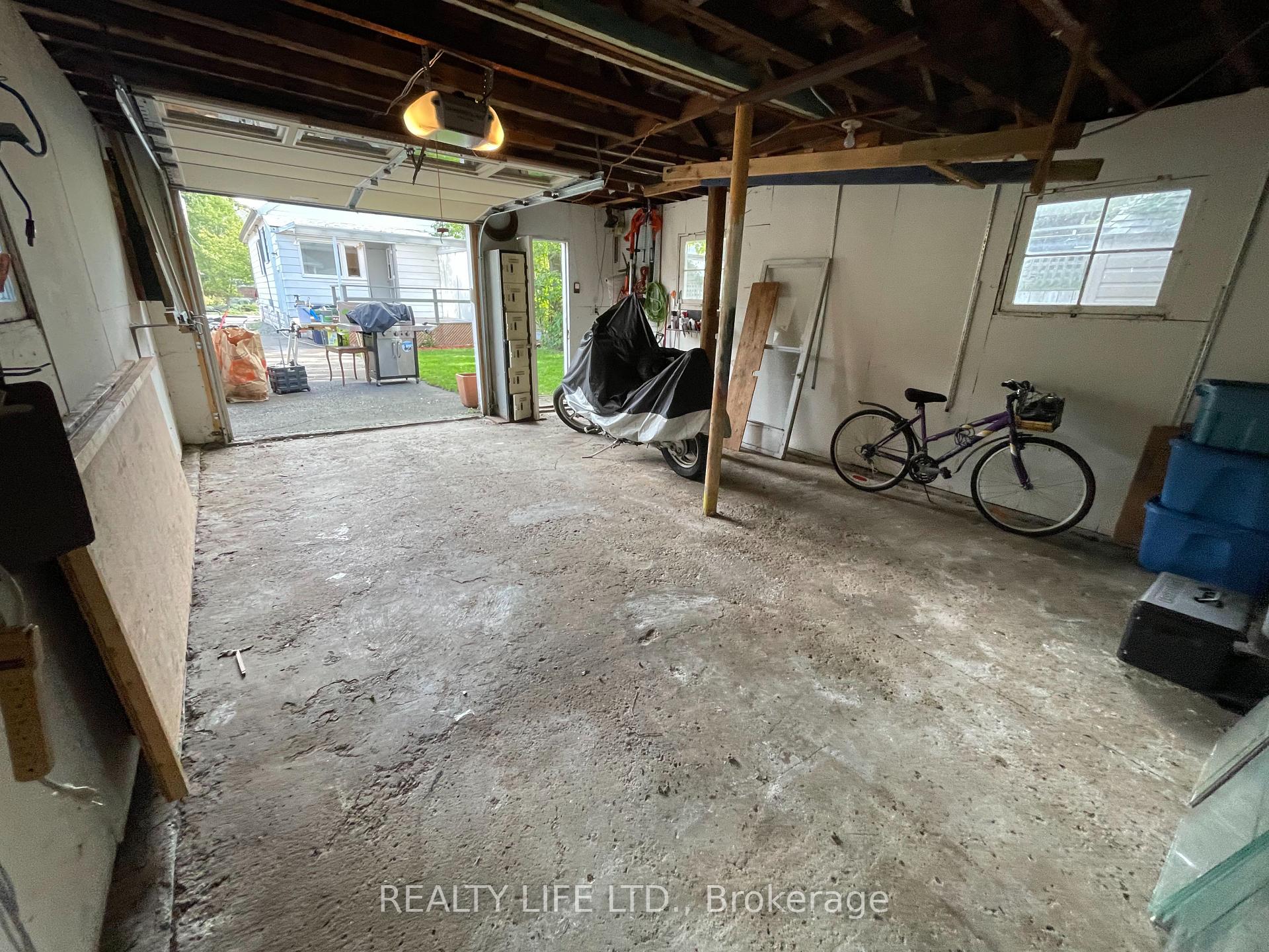 44 Twentieth St, Toronto, ON M8V3L6 | 2 Bedroom 2 Bathroom Detached House | Image 28