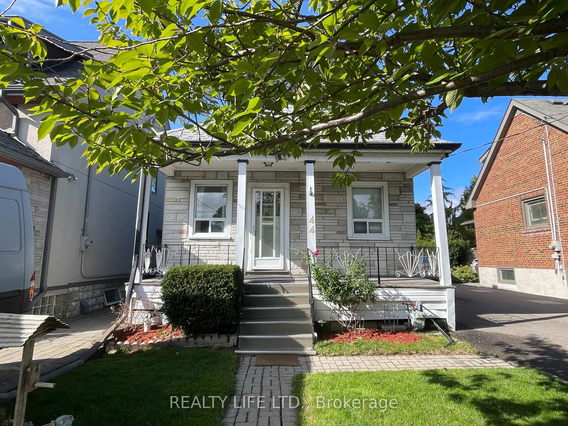 44 Twentieth St, Toronto, ON M8V3L6 | 2 Bedroom 2 Bathroom Detached House | Image 31