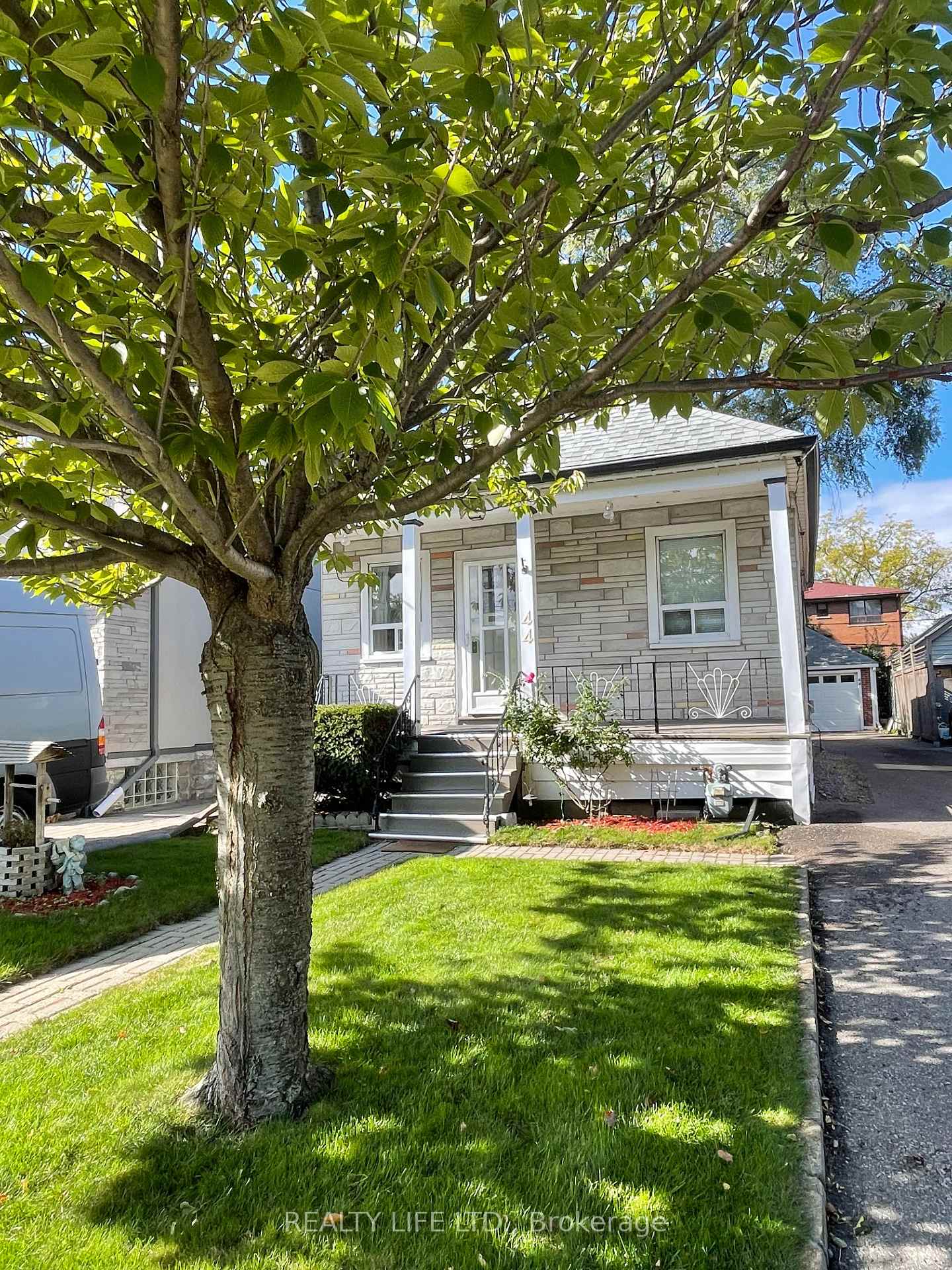 44 Twentieth St, Toronto, ON M8V3L6 | 2 Bedroom 2 Bathroom Detached House | Image 35