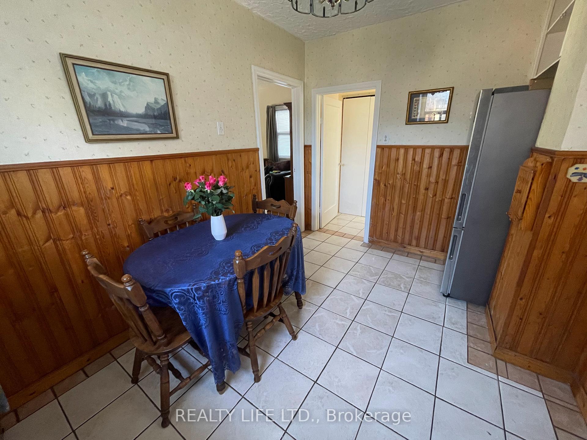 44 Twentieth St, Toronto, ON M8V3L6 | 2 Bedroom 2 Bathroom Detached House | Image 8