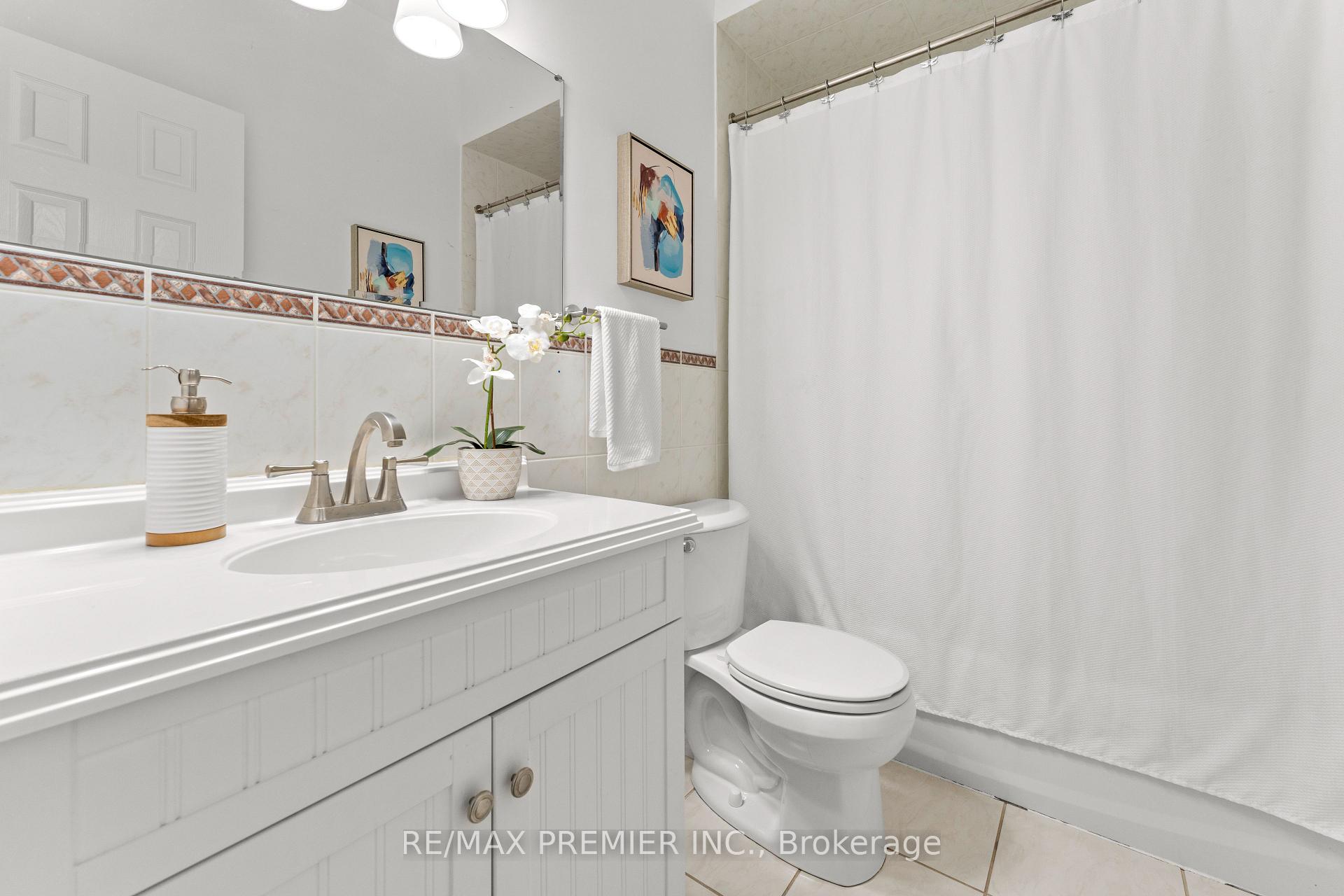 67 Florence Cres, Toronto, ON M6N4E8 | 4 Bedroom 3 Bathroom Detached House | Image 11