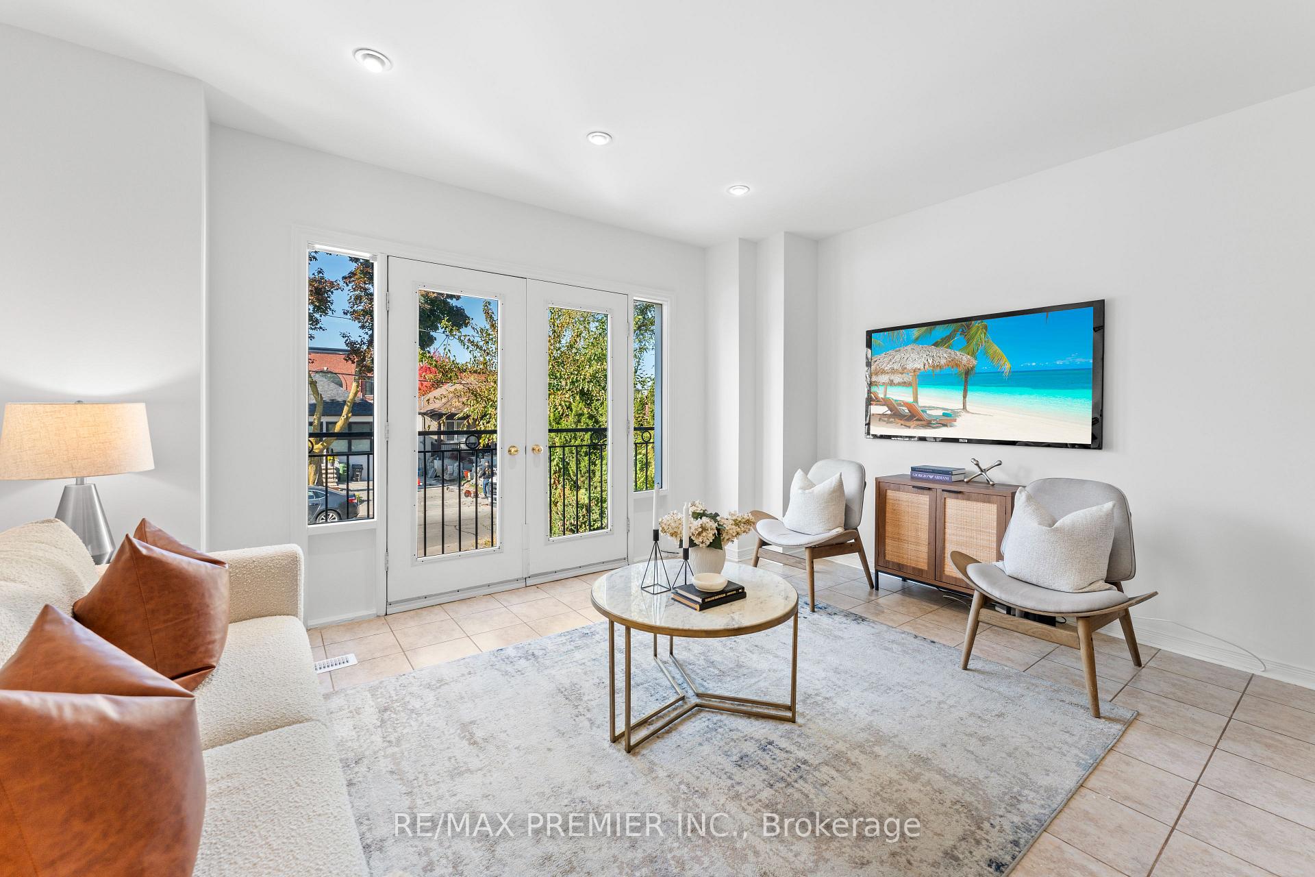 67 Florence Cres, Toronto, ON M6N4E8 | 4 Bedroom 3 Bathroom Detached House | Image 7