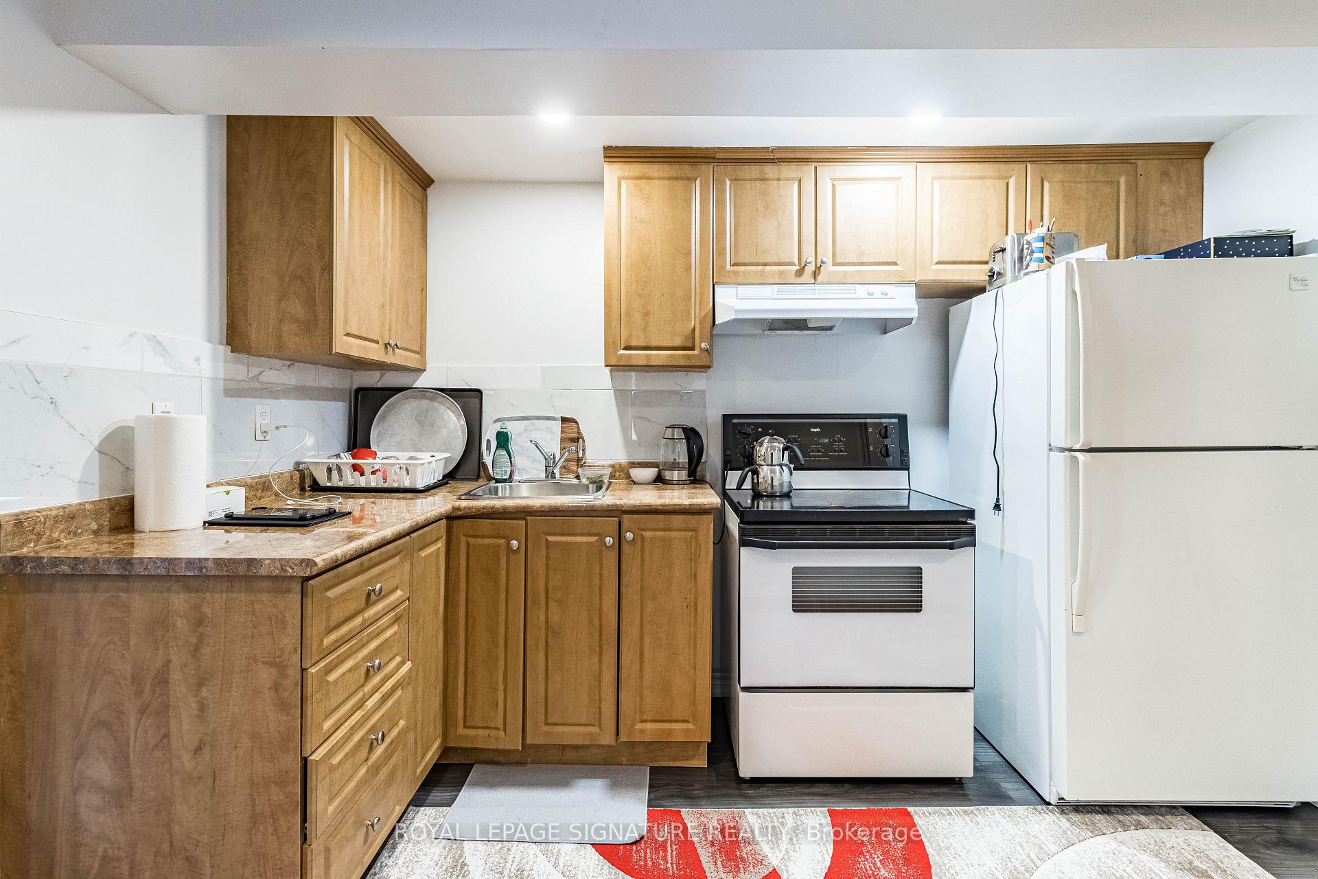 66 Arleta Ave, Toronto, ON M3L2E7 | 3 Bedroom 3 Bathroom Semi-Detached House | Image 18