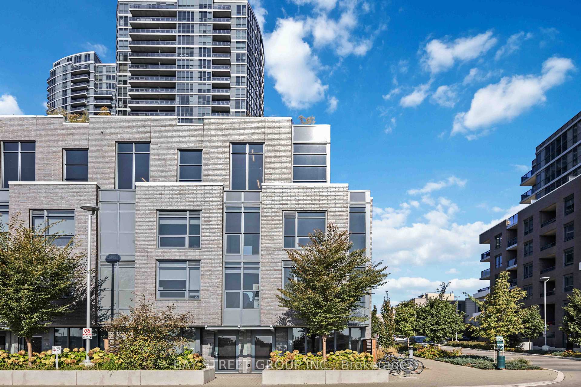 #Th101 - 30 Gibbs Rd, Toronto, ON M9B0E4 | 3 Bedroom 3 Bathroom Condo Townhouse | Image 1