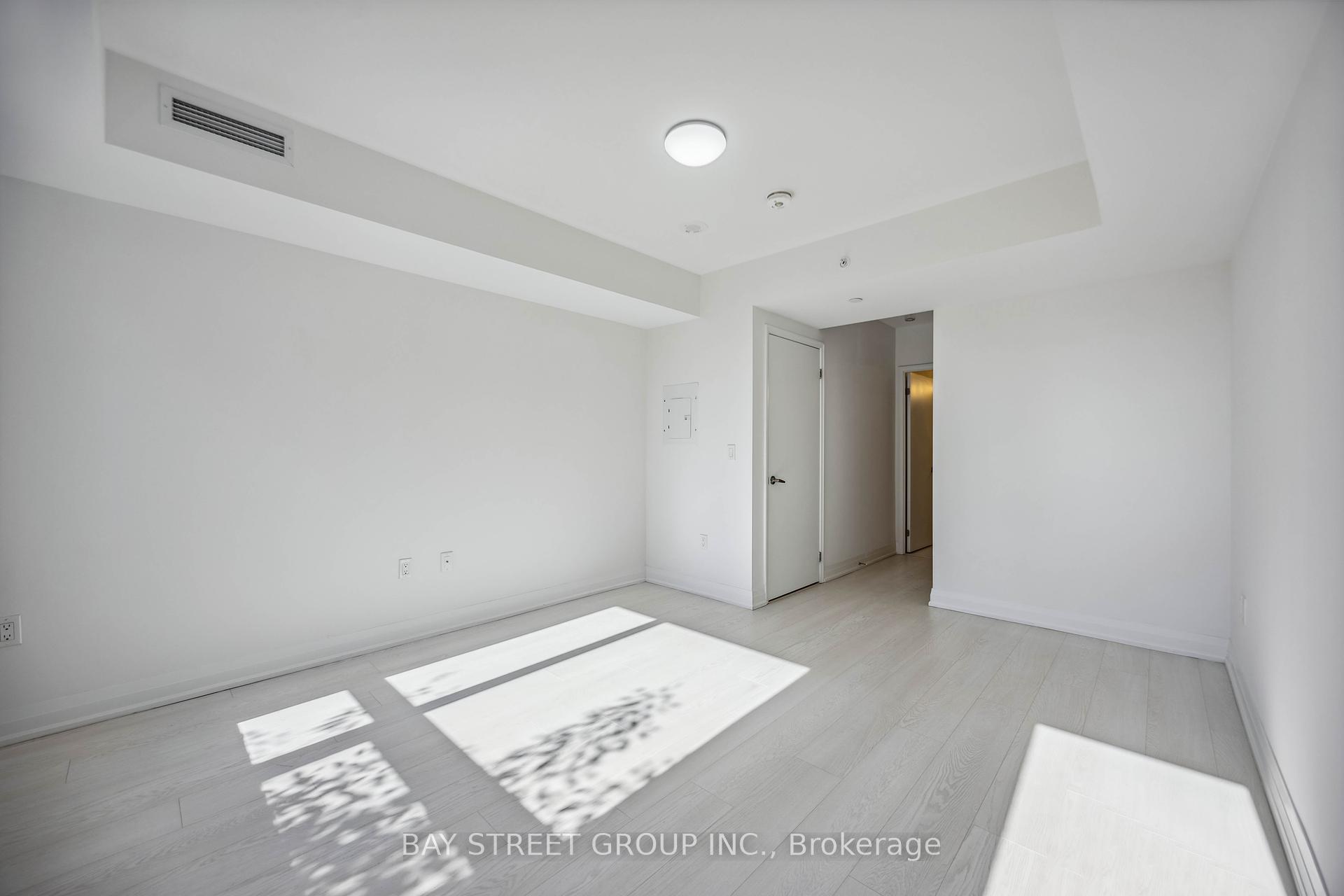 #Th101 - 30 Gibbs Rd, Toronto, ON M9B0E4 | 3 Bedroom 3 Bathroom Condo Townhouse | Image 15