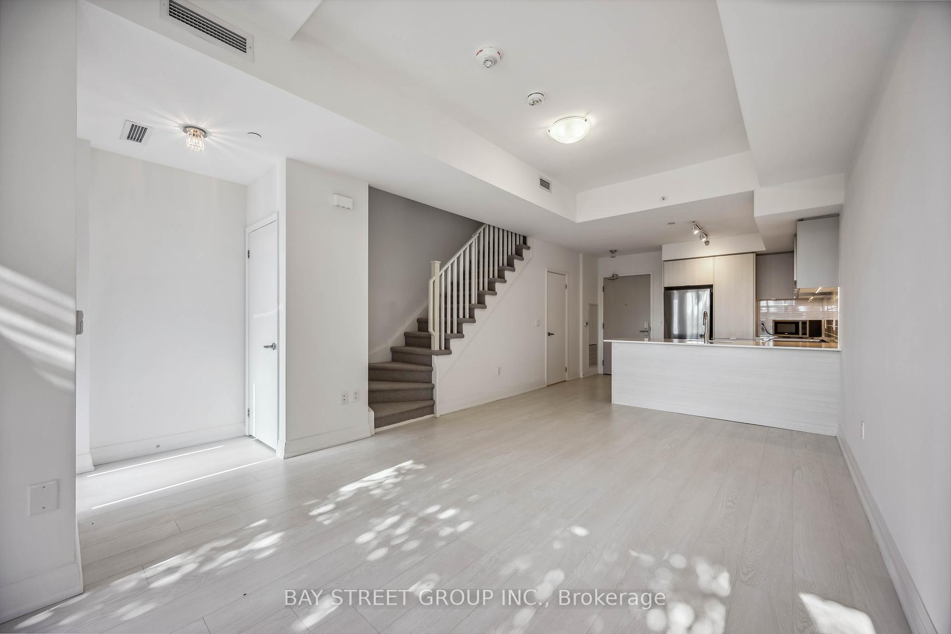 #Th101 - 30 Gibbs Rd, Toronto, ON M9B0E4 | 3 Bedroom 3 Bathroom Condo Townhouse | Image 5