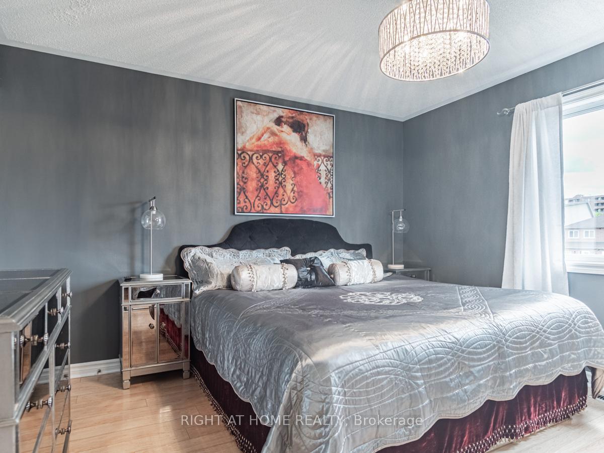 45 Rutland St, Toronto, ON M6N5G1 | 3 Bedroom 3 Bathroom Semi-Detached House | Image 19