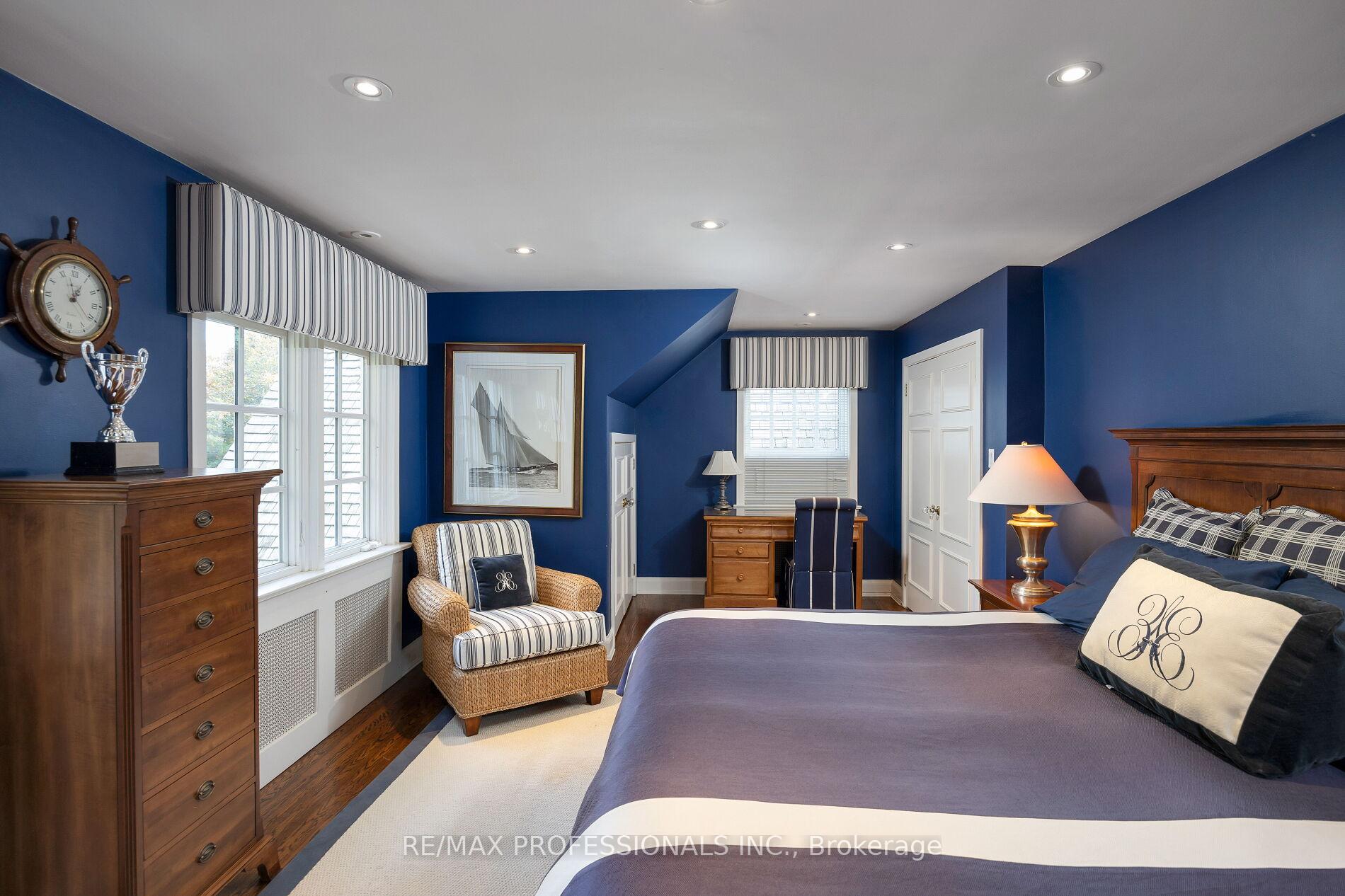 11 Kingsway Cres, Toronto, ON M8X2P9 | 5 Bedroom 7 Bathroom Detached House | Image 21