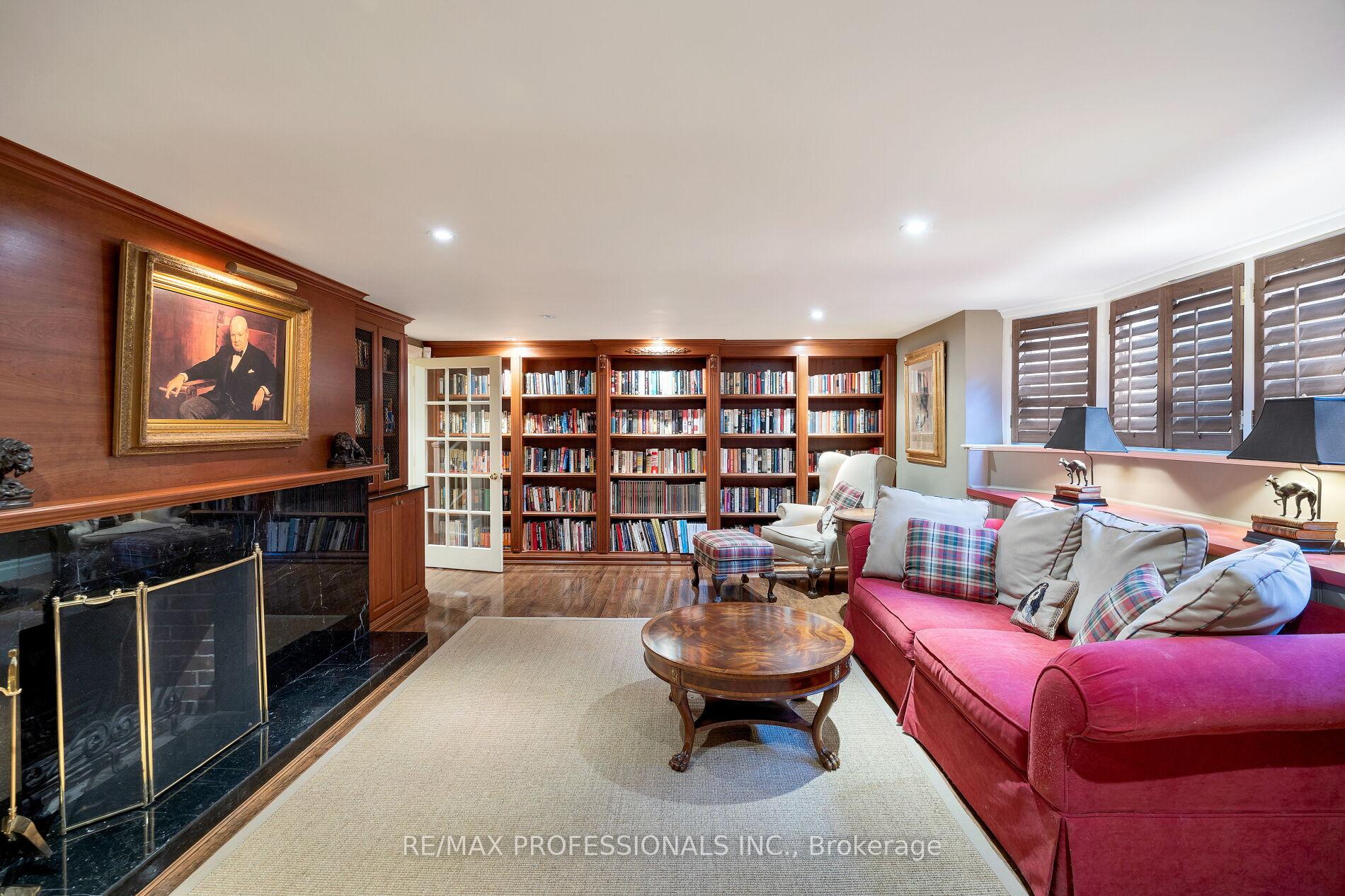 11 Kingsway Cres, Toronto, ON M8X2P9 | 5 Bedroom 7 Bathroom Detached House | Image 33