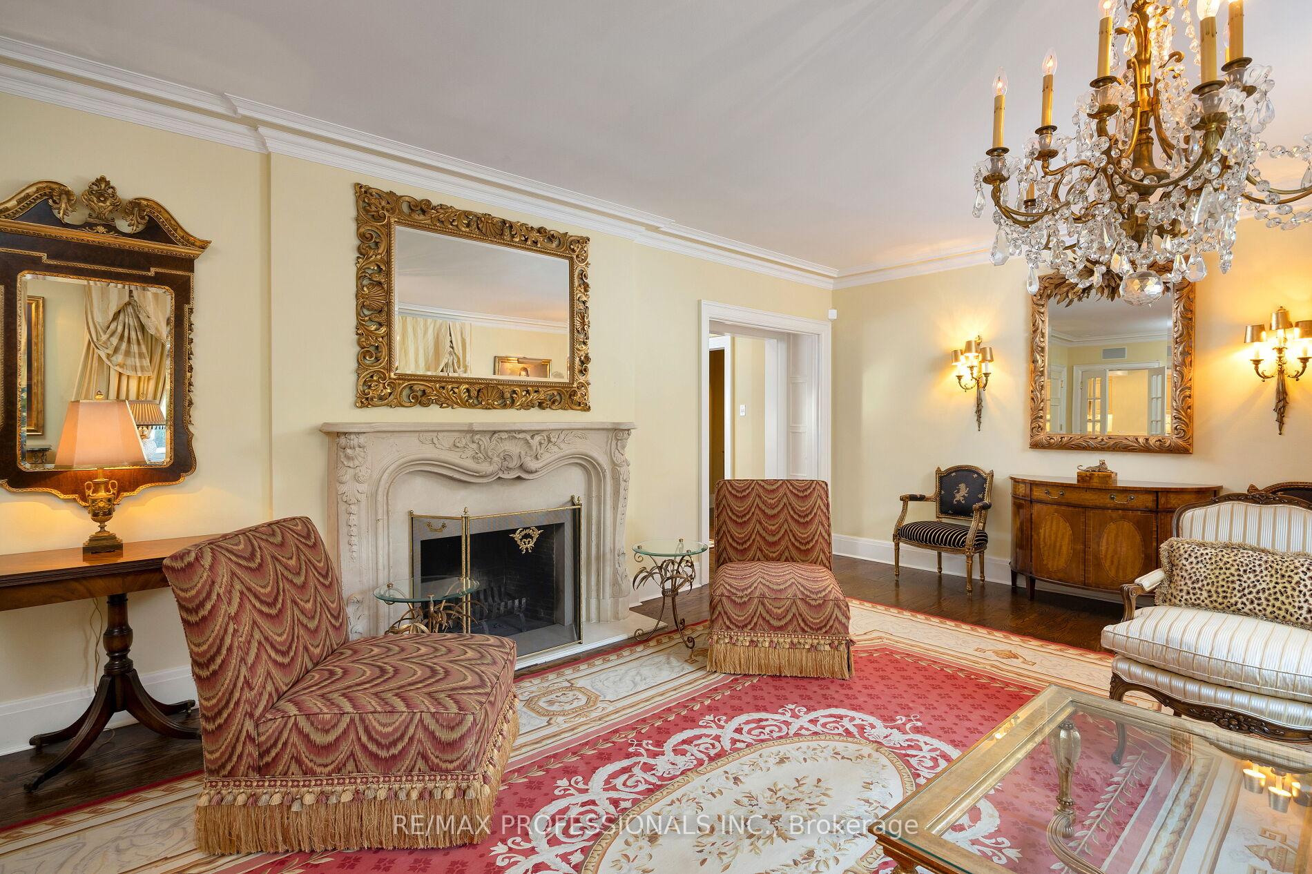 11 Kingsway Cres, Toronto, ON M8X2P9 | 5 Bedroom 7 Bathroom Detached House | Image 7