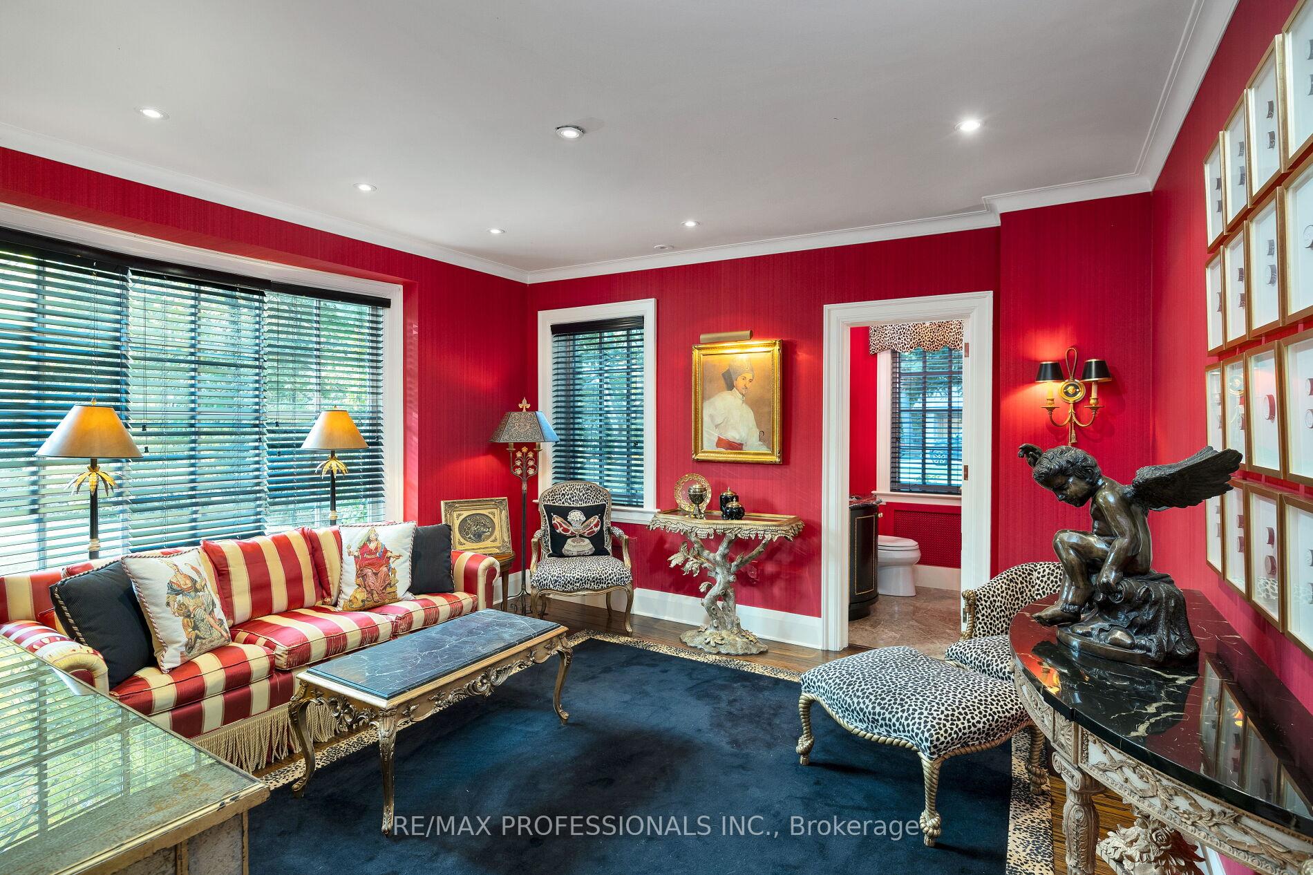 11 Kingsway Cres, Toronto, ON M8X2P9 | 5 Bedroom 7 Bathroom Detached House | Image 8