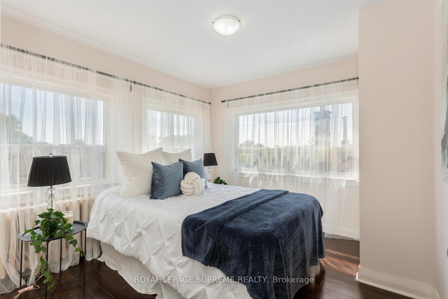 15 Corbett Ave, Toronto, ON M6N1V2 | 4 Bedroom 2 Bathroom Detached House | Image 14