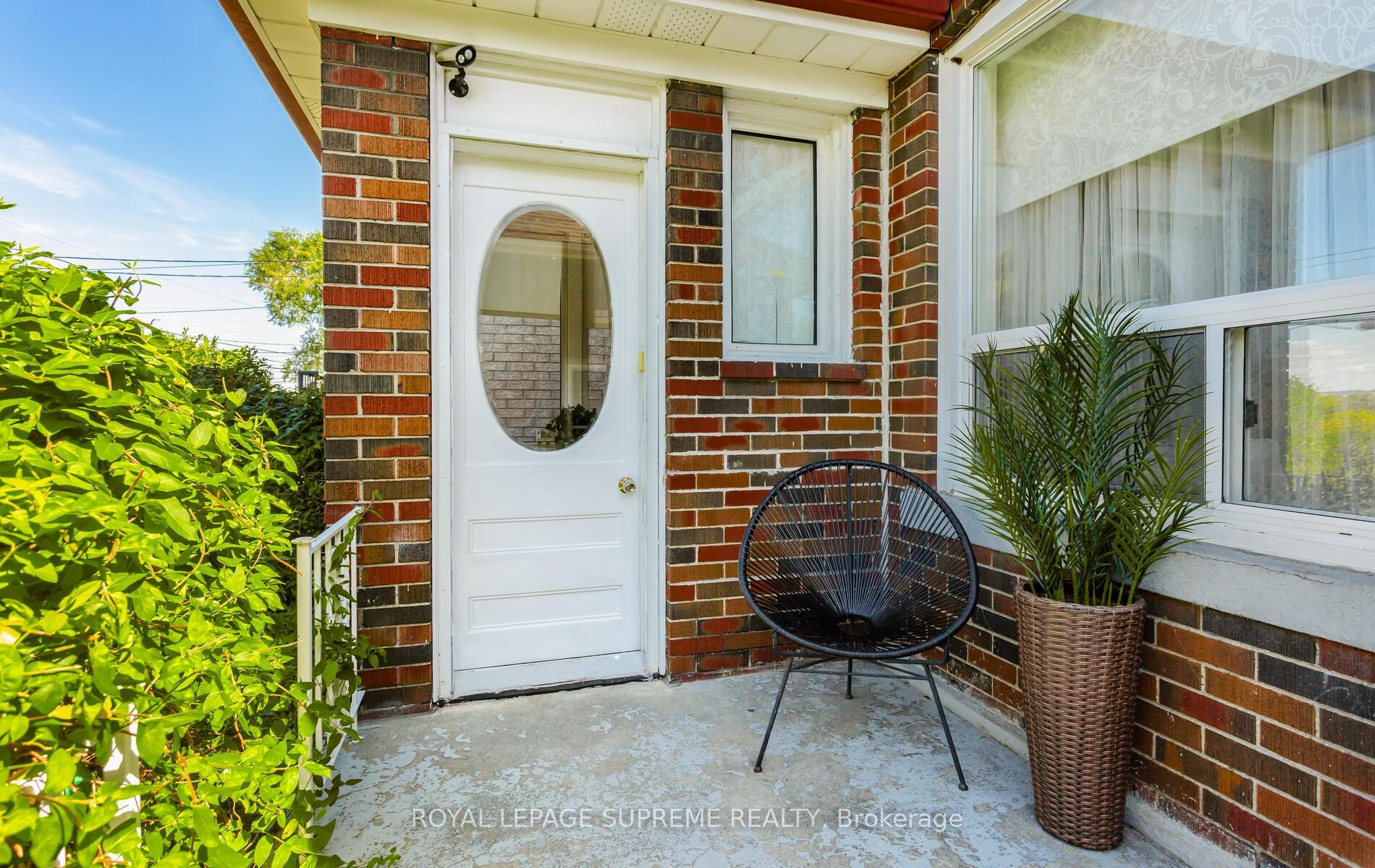 15 Corbett Ave, Toronto, ON M6N1V2 | 4 Bedroom 2 Bathroom Detached House | Image 2