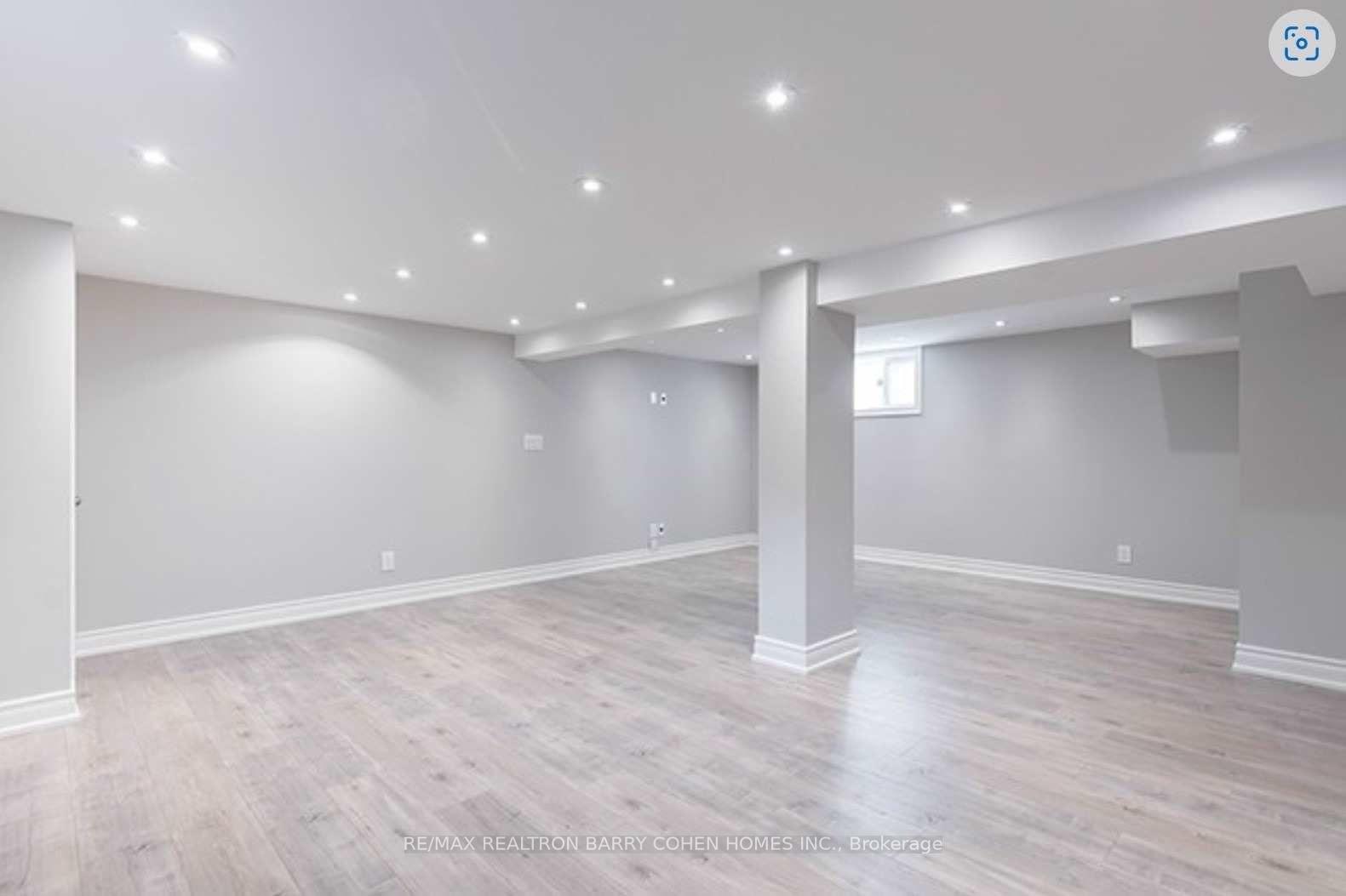 15 Delroy Dr, Toronto, ON M8Y1M8 | 3 Bedroom 2 Bathroom Detached House | Image 12