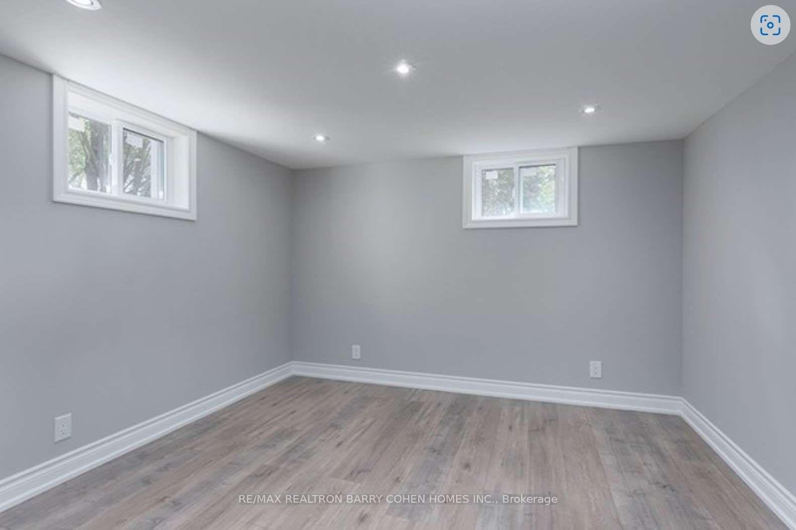 15 Delroy Dr, Toronto, ON M8Y1M8 | 3 Bedroom 2 Bathroom Detached House | Image 14