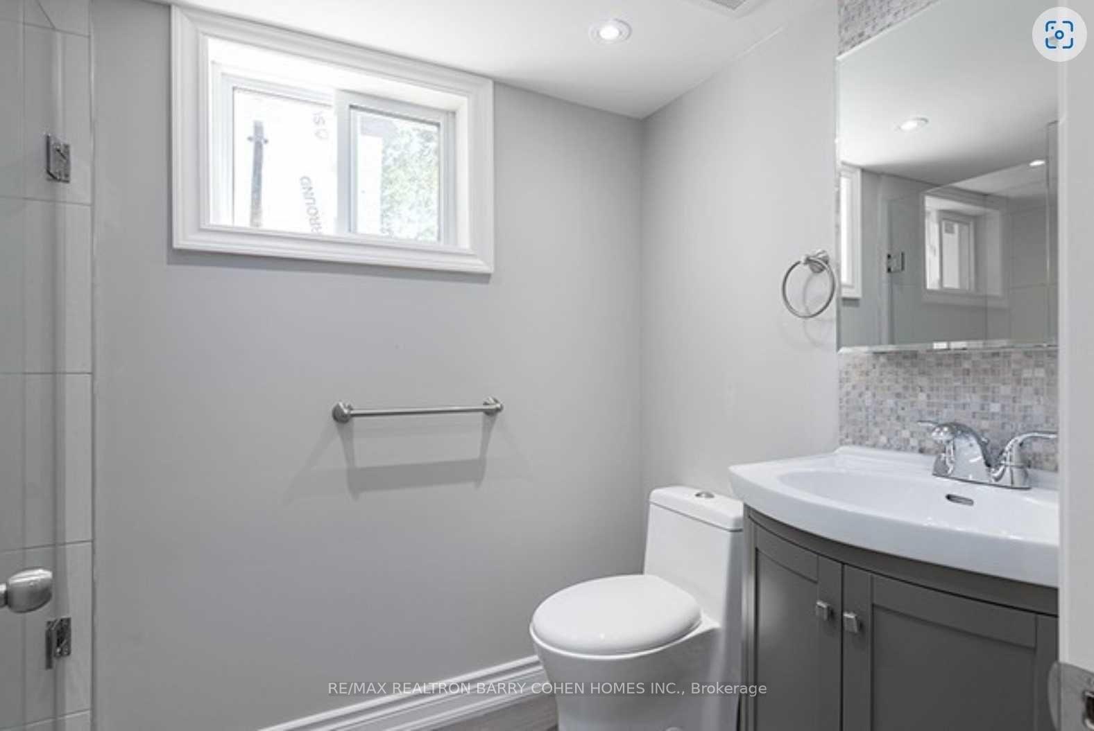 15 Delroy Dr, Toronto, ON M8Y1M8 | 3 Bedroom 2 Bathroom Detached House | Image 17