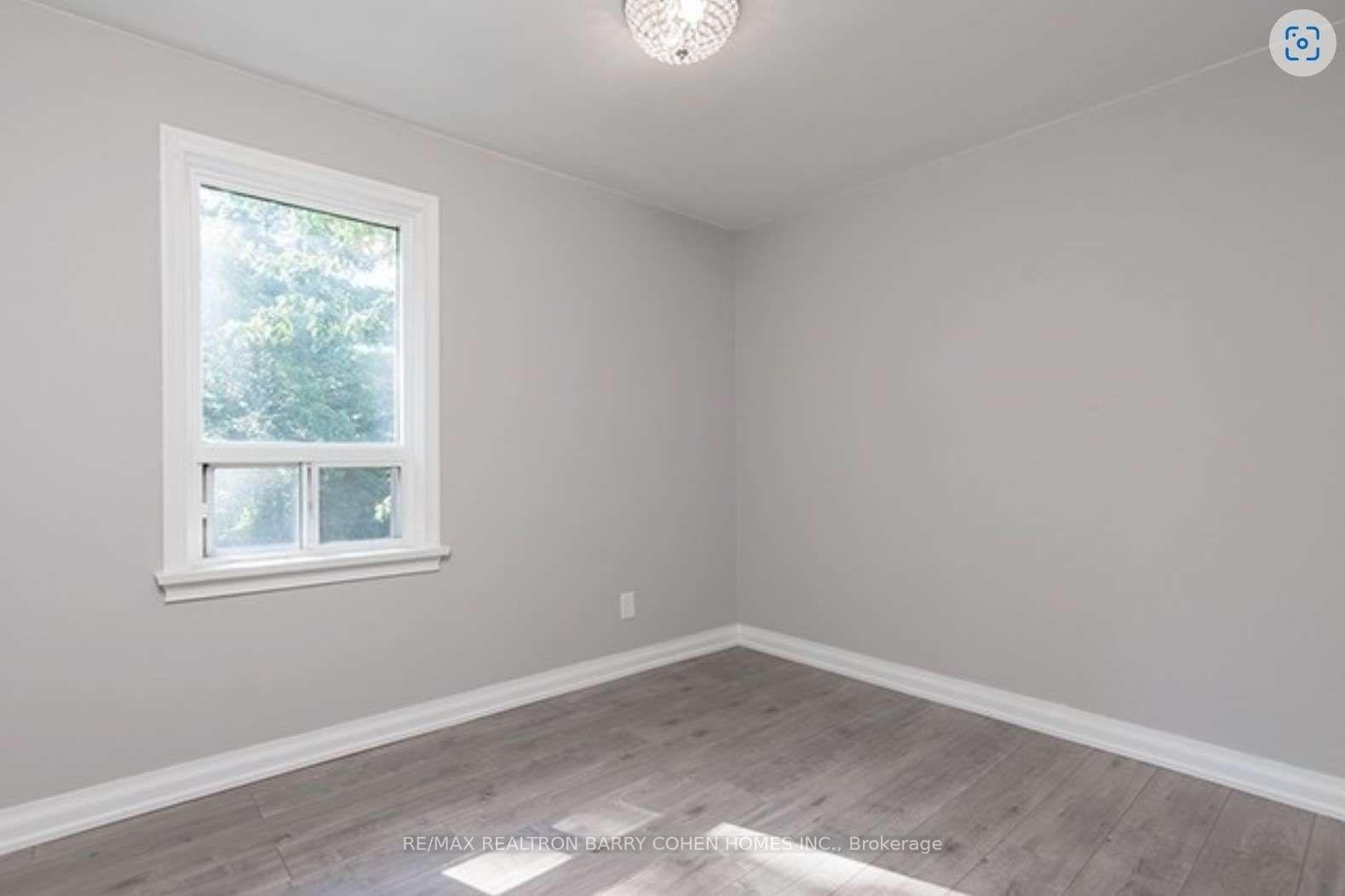 15 Delroy Dr, Toronto, ON M8Y1M8 | 3 Bedroom 2 Bathroom Detached House | Image 7