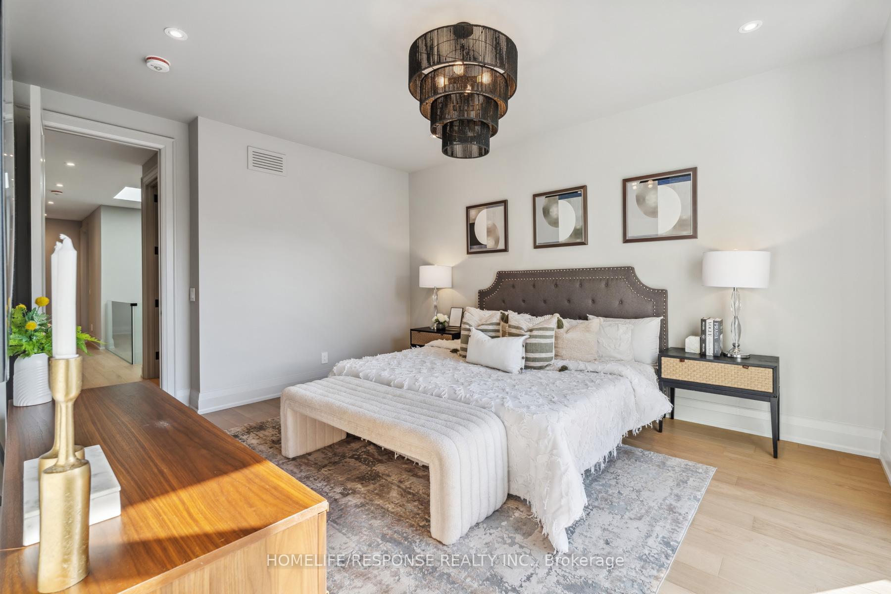 8 MARTIN GROVE Rd, Toronto, ON M9V4A3 | 4 Bedroom 5 Bathroom Detached House | Image 21