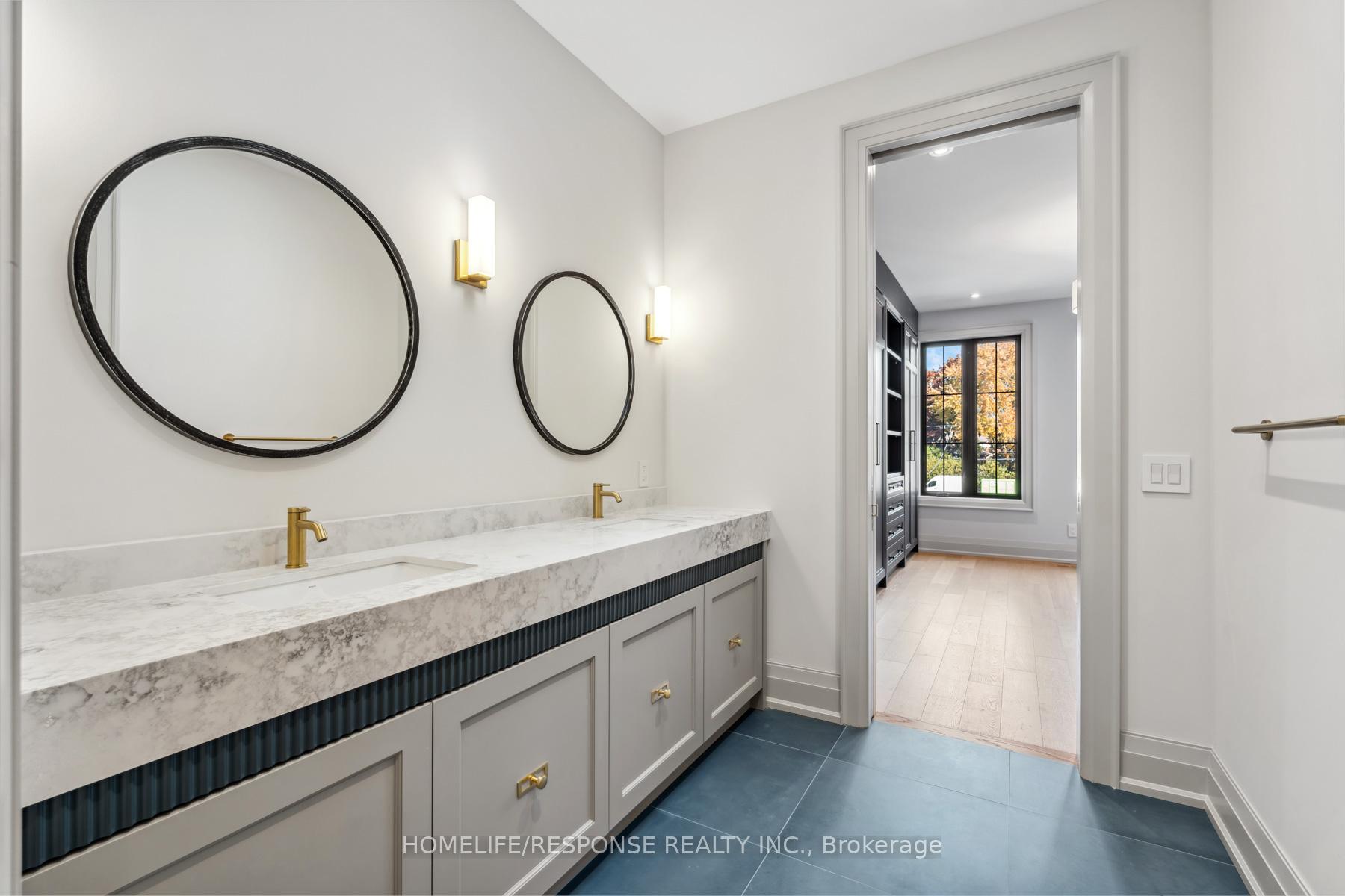 8 MARTIN GROVE Rd, Toronto, ON M9V4A3 | 4 Bedroom 5 Bathroom Detached House | Image 27