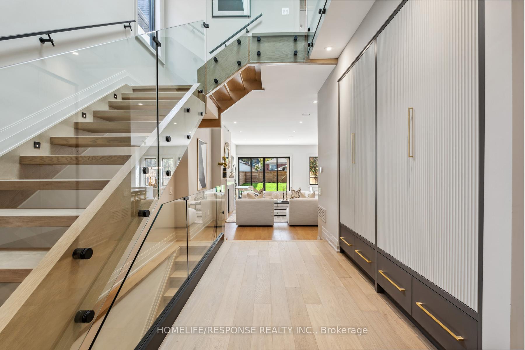 8 MARTIN GROVE Rd, Toronto, ON M9V4A3 | 4 Bedroom 5 Bathroom Detached House | Image 6