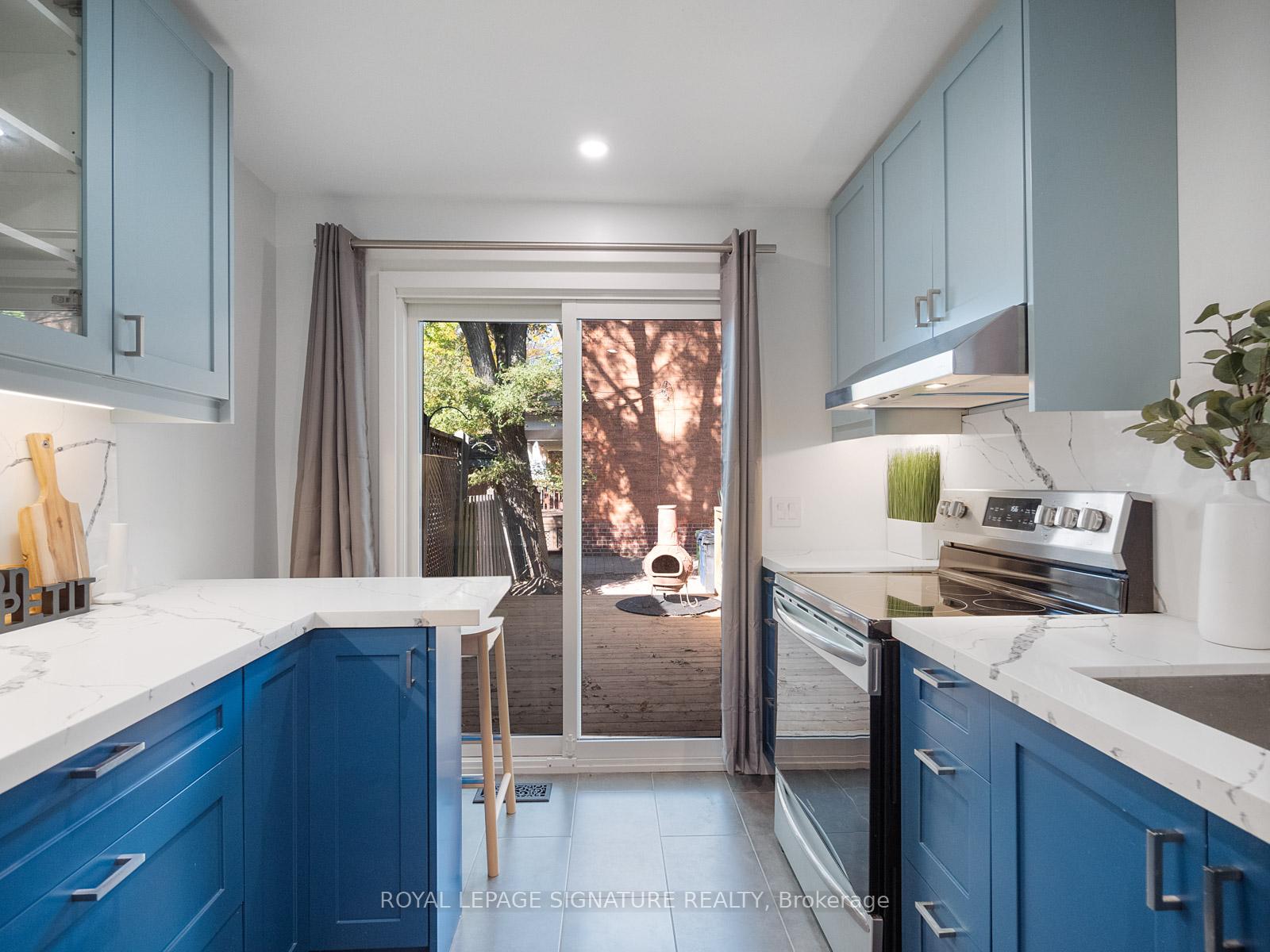 18 Page Ave, Toronto, ON M6S2P5 | 2 Bedroom 2 Bathroom Semi-Detached House | Image 16