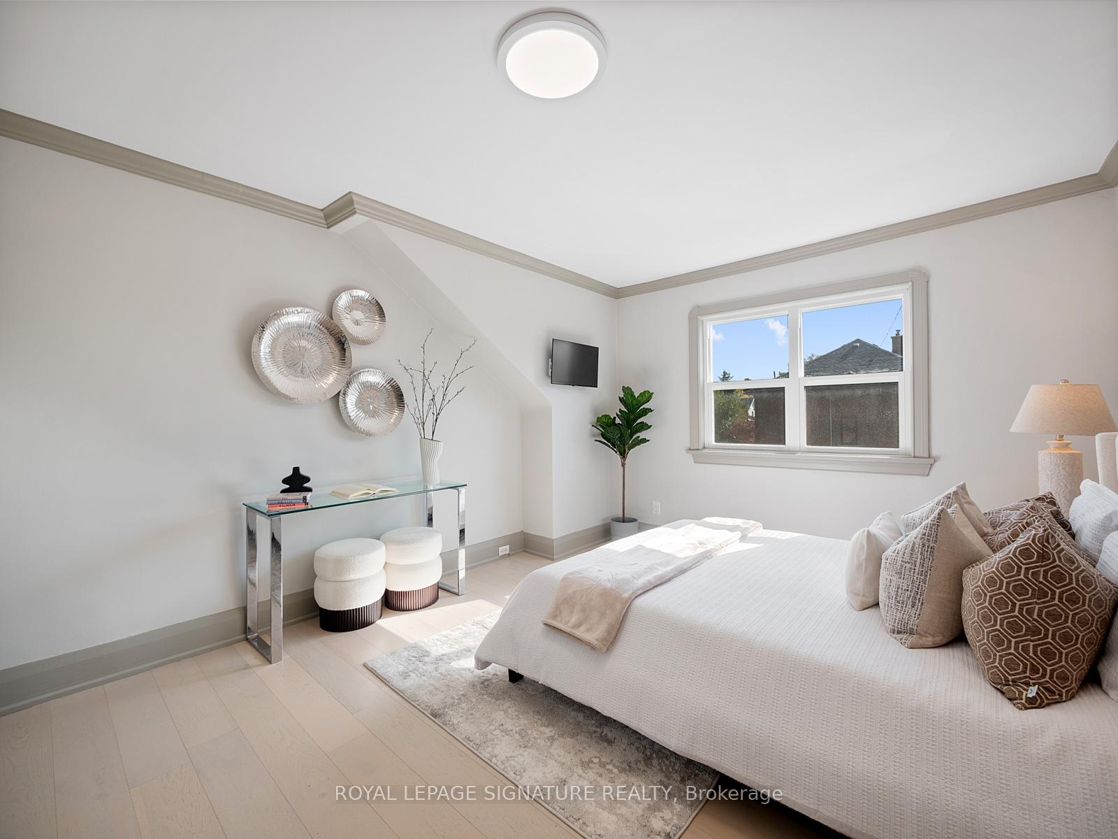 18 Page Ave, Toronto, ON M6S2P5 | 2 Bedroom 2 Bathroom Semi-Detached House | Image 22