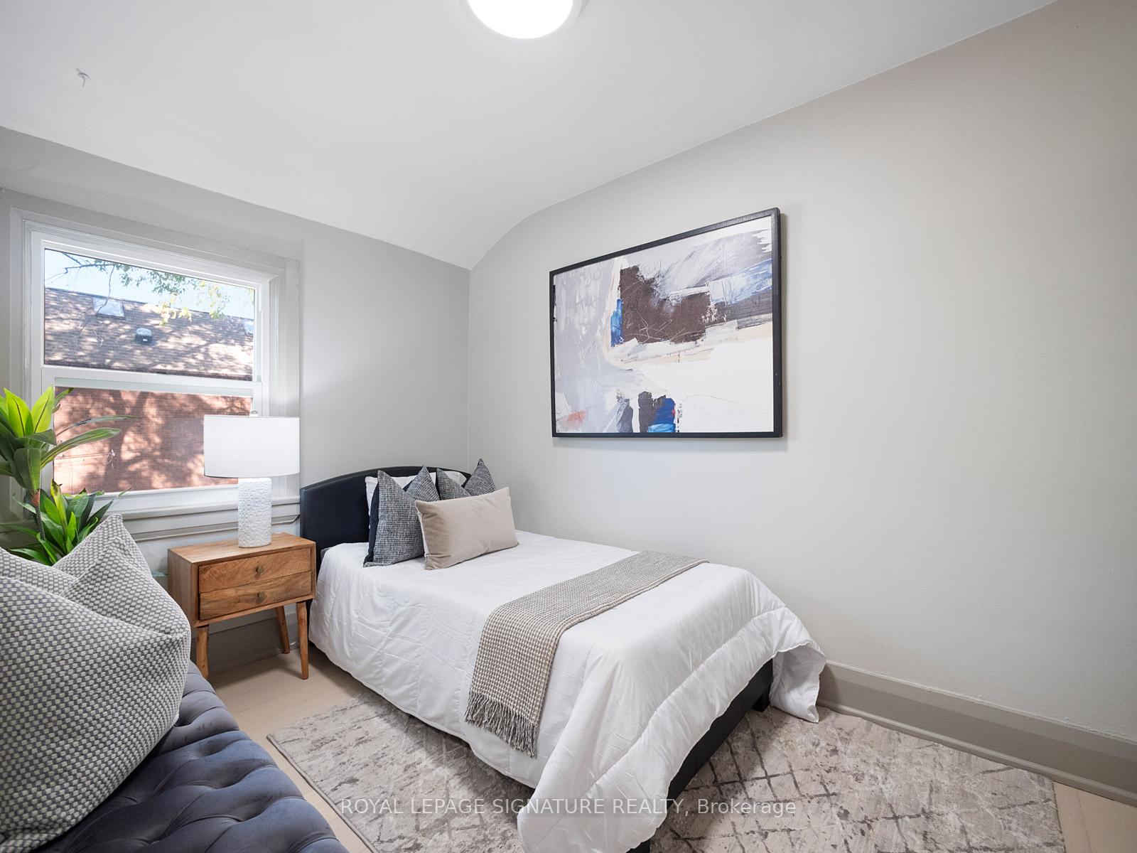 18 Page Ave, Toronto, ON M6S2P5 | 2 Bedroom 2 Bathroom Semi-Detached House | Image 24