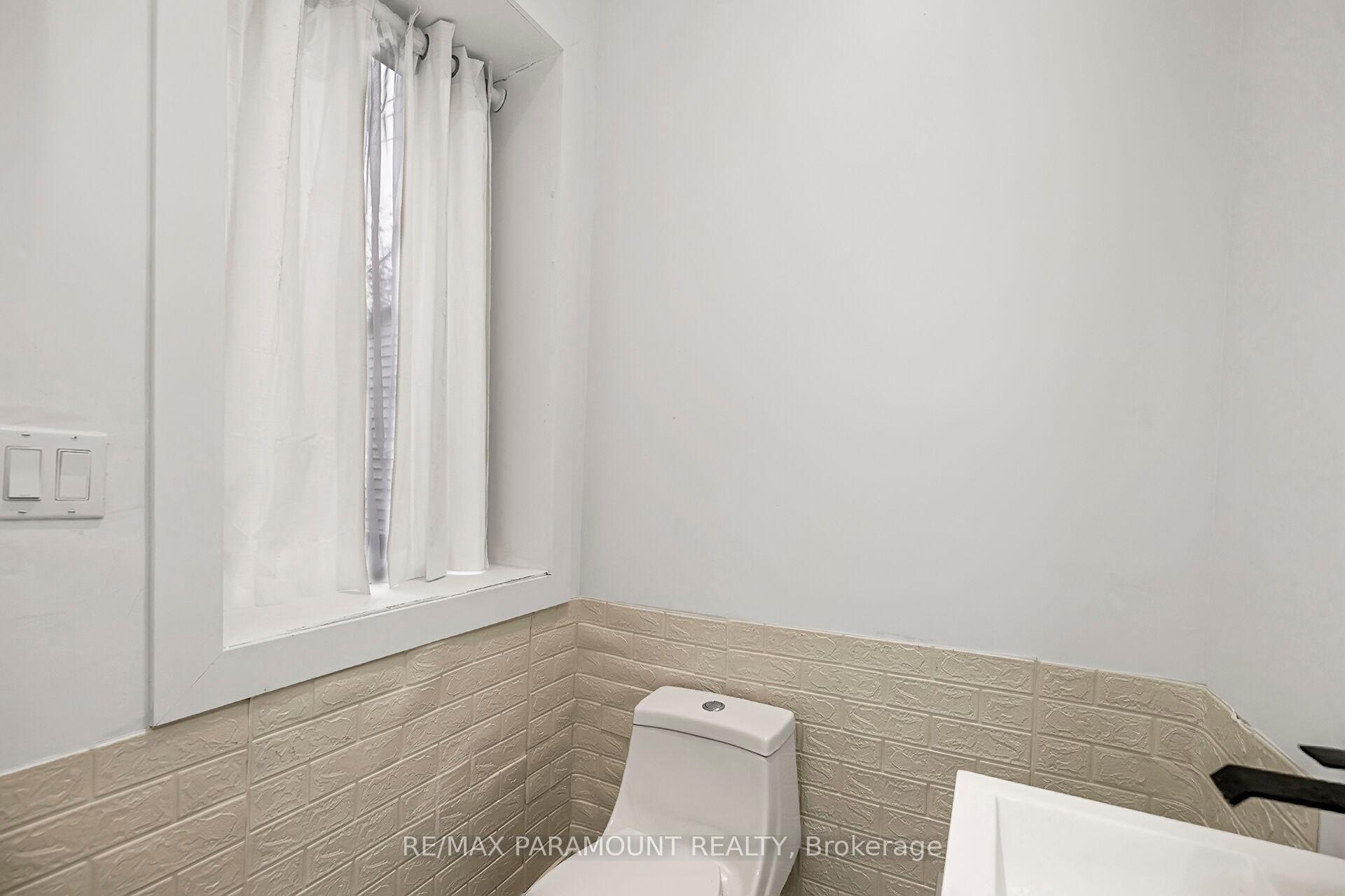 121 Mulock Ave, Toronto, ON M6N3C5 | 3 Bedroom 4 Bathroom Semi-Detached House | Image 14