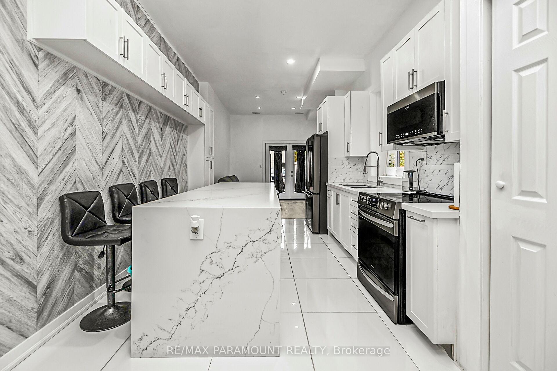 121 Mulock Ave, Toronto, ON M6N3C5 | 3 Bedroom 4 Bathroom Semi-Detached House | Image 16