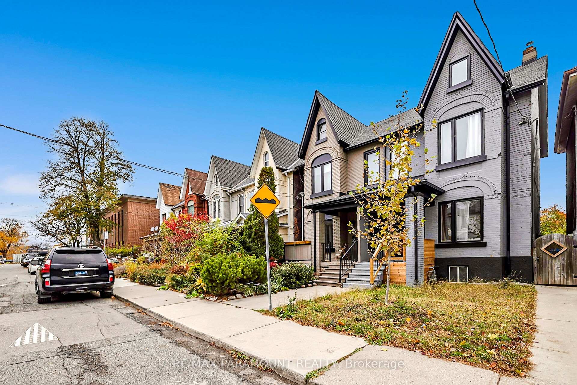 121 Mulock Ave, Toronto, ON M6N3C5 | 3 Bedroom 4 Bathroom Semi-Detached House | Image 2