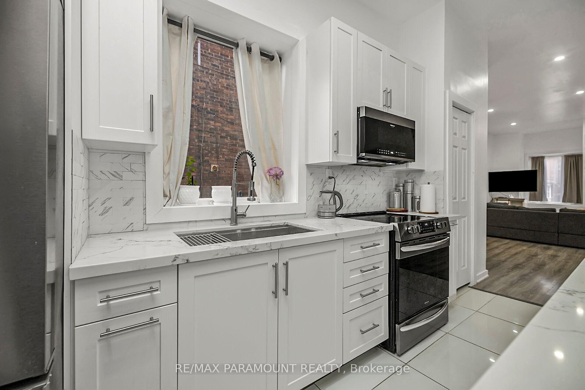 121 Mulock Ave, Toronto, ON M6N3C5 | 3 Bedroom 4 Bathroom Semi-Detached House | Image 20