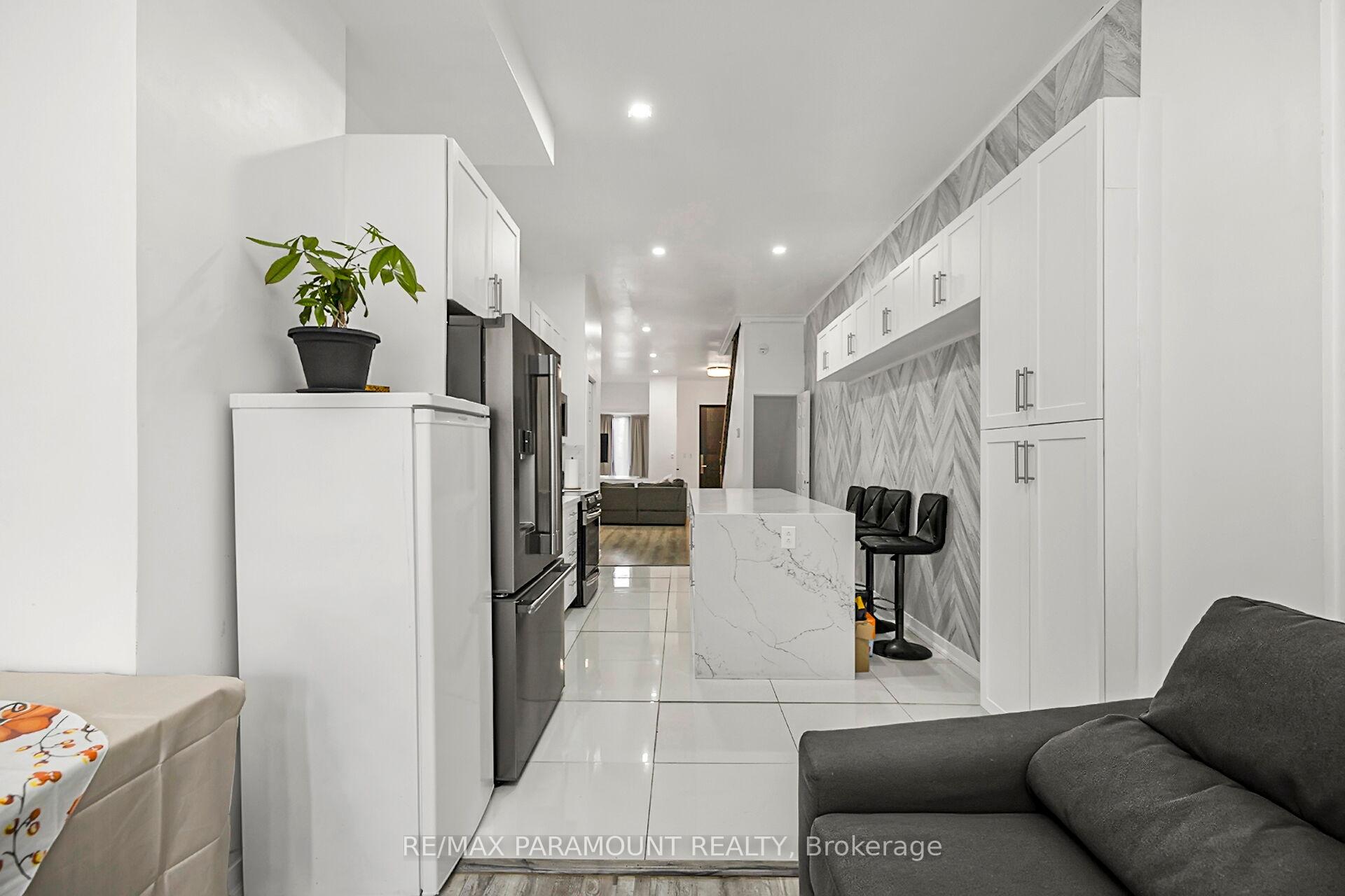 121 Mulock Ave, Toronto, ON M6N3C5 | 3 Bedroom 4 Bathroom Semi-Detached House | Image 25