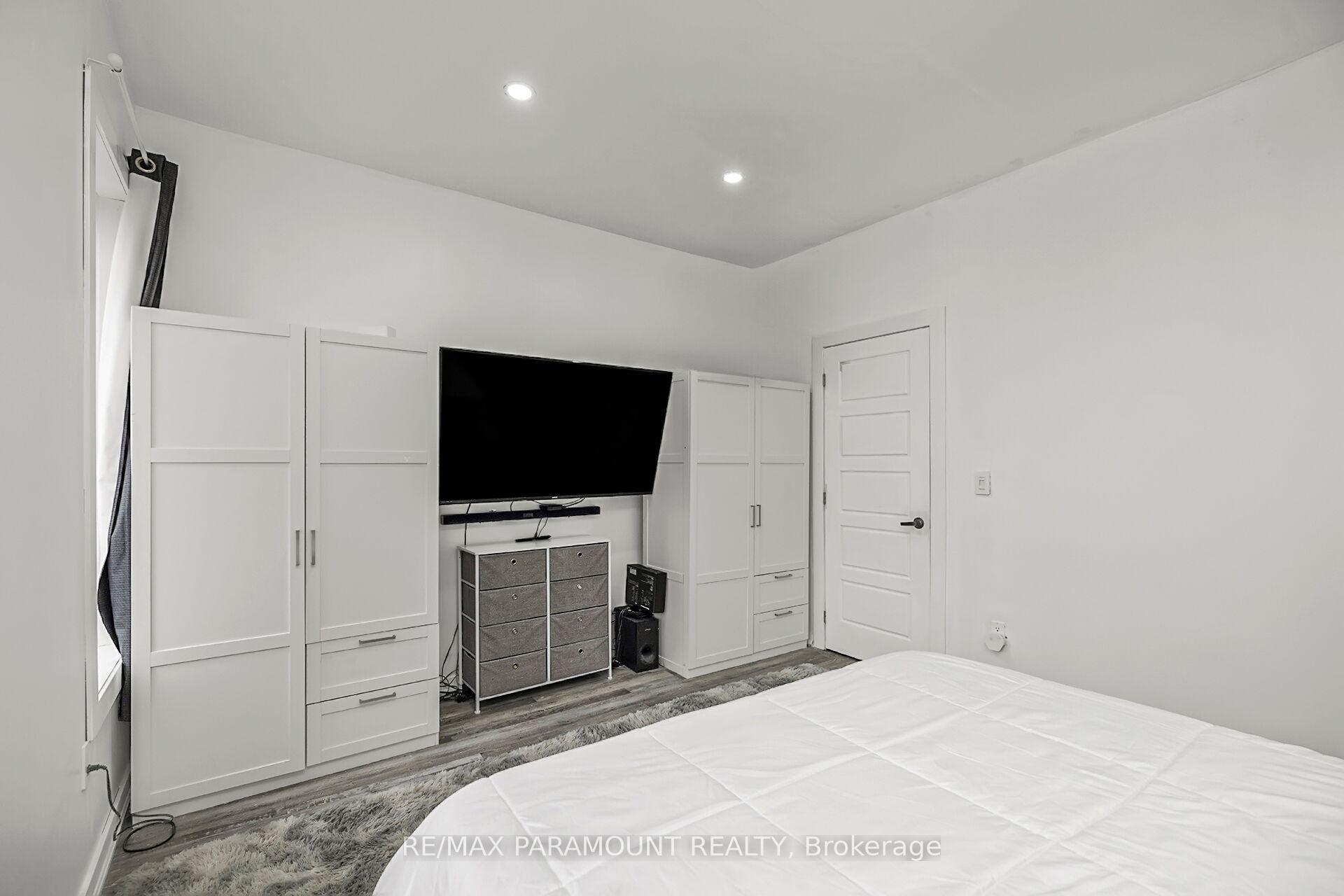 121 Mulock Ave, Toronto, ON M6N3C5 | 3 Bedroom 4 Bathroom Semi-Detached House | Image 35