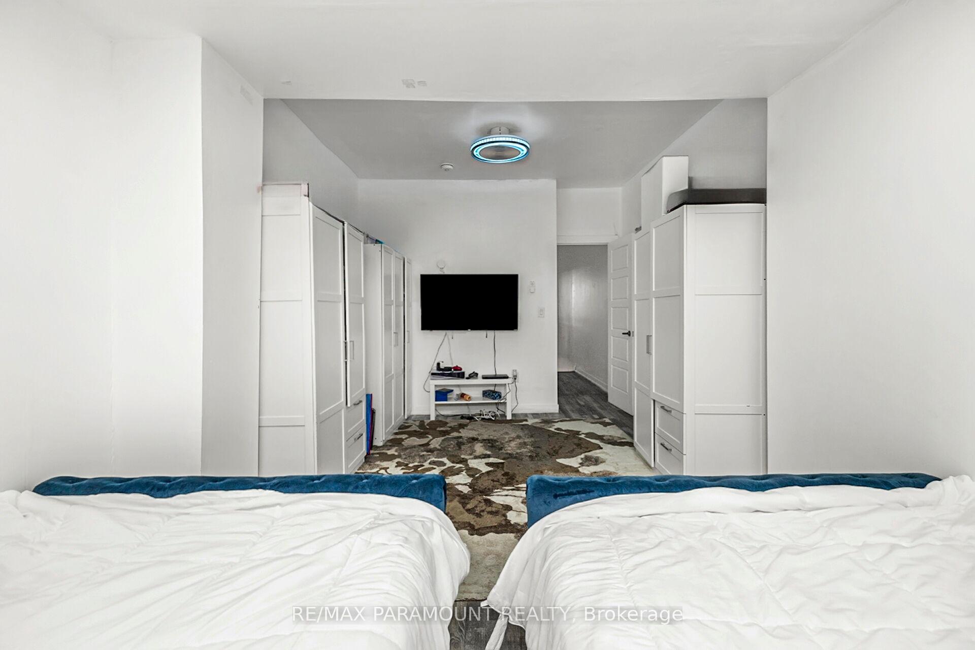 121 Mulock Ave, Toronto, ON M6N3C5 | 3 Bedroom 4 Bathroom Semi-Detached House | Image 36