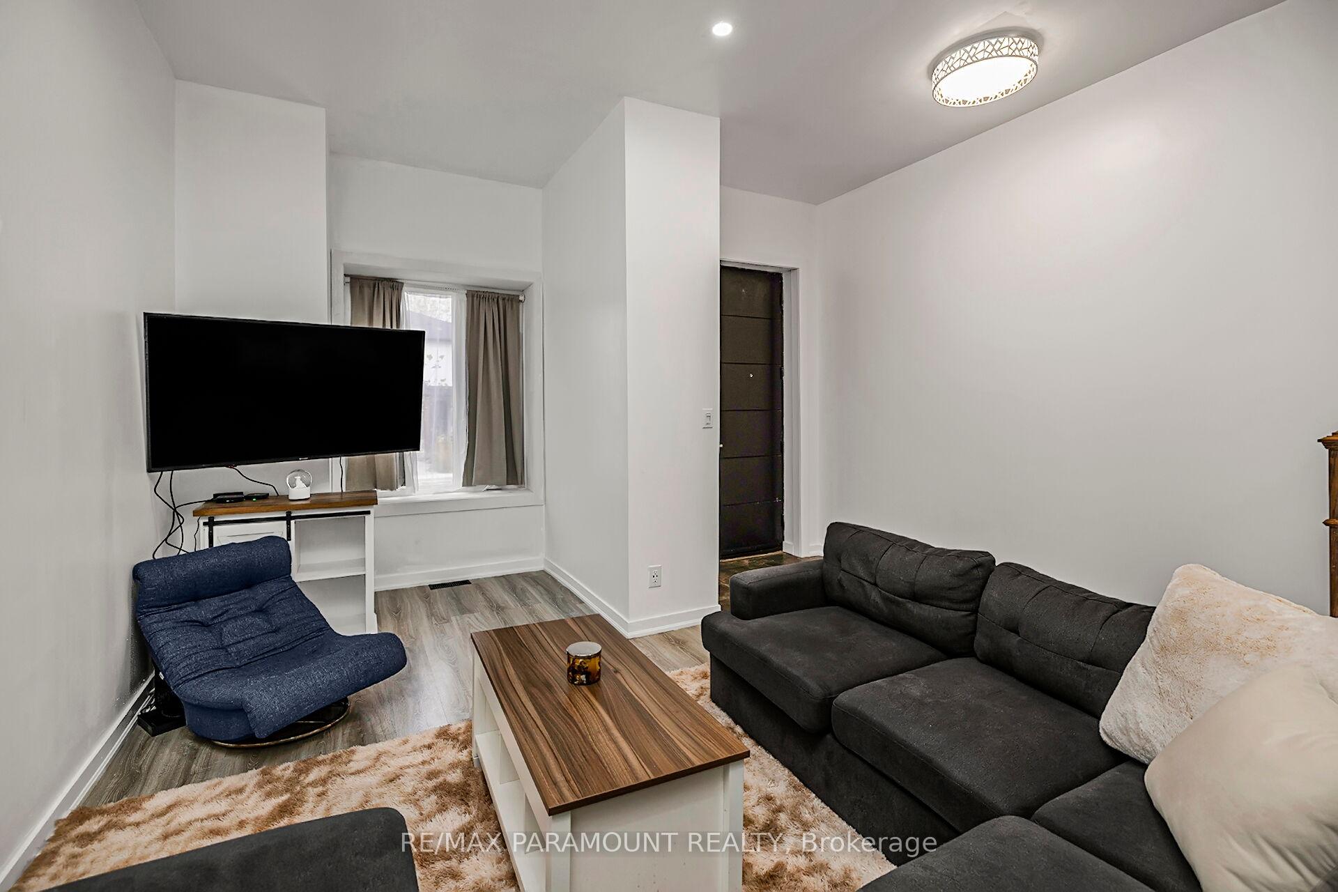 121 Mulock Ave, Toronto, ON M6N3C5 | 3 Bedroom 4 Bathroom Semi-Detached House | Image 7