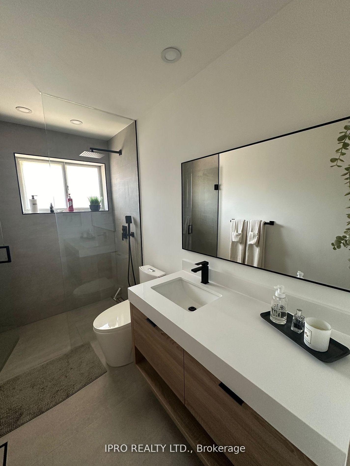 199 Willowridge Rd, Toronto, ON M9R3Z8 | 3 Bedroom 3 Bathroom Detached House | Image 13