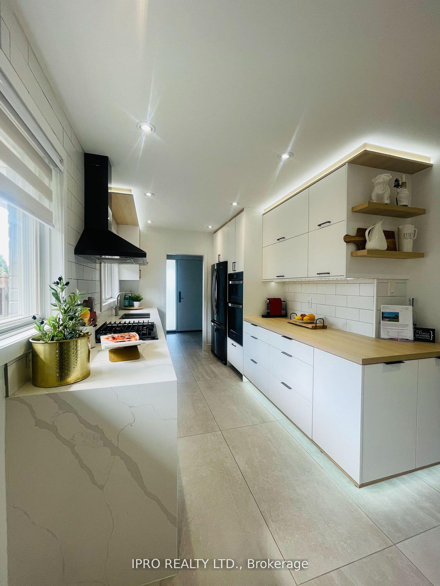 199 Willowridge Rd, Toronto, ON M9R3Z8 | 3 Bedroom 3 Bathroom Detached House | Image 2