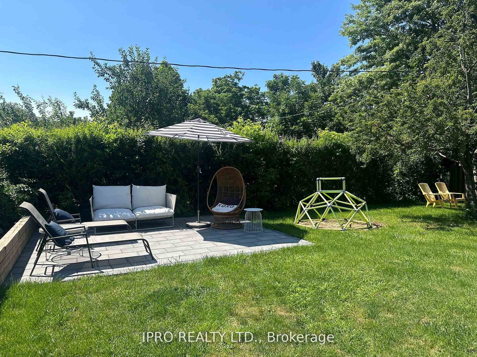 199 Willowridge Rd, Toronto, ON M9R3Z8 | 3 Bedroom 3 Bathroom Detached House | Image 6