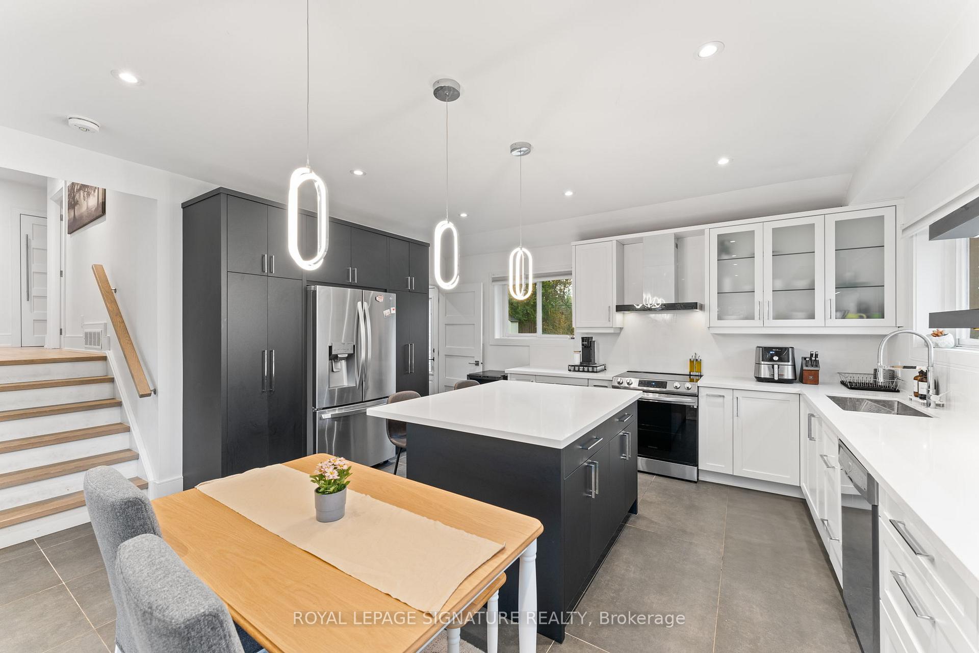 26 Vanderbrent Cres, Toronto, ON M9R3W8 | 3 Bedroom 2 Bathroom Detached House | Image 14