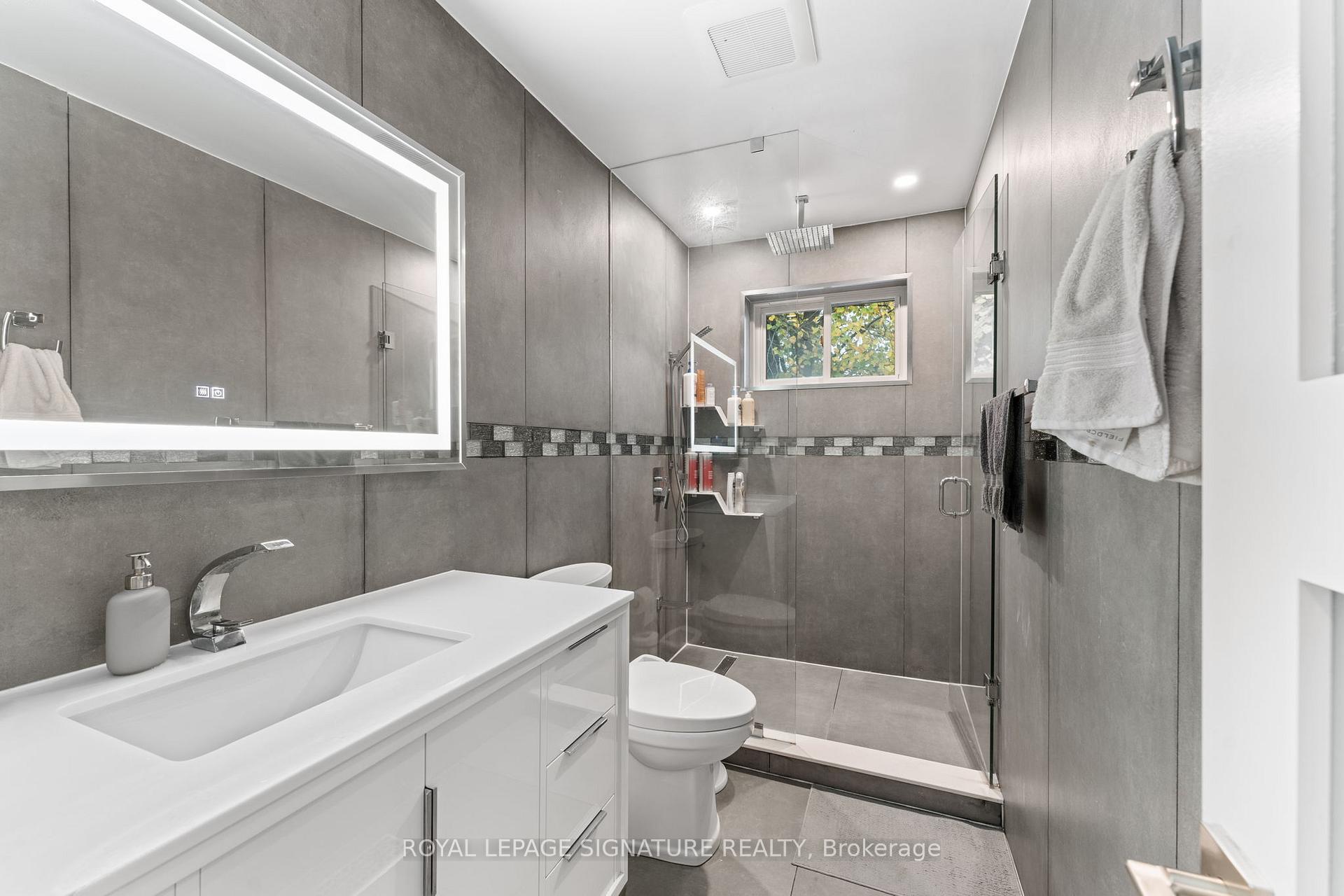 26 Vanderbrent Cres, Toronto, ON M9R3W8 | 3 Bedroom 2 Bathroom Detached House | Image 20