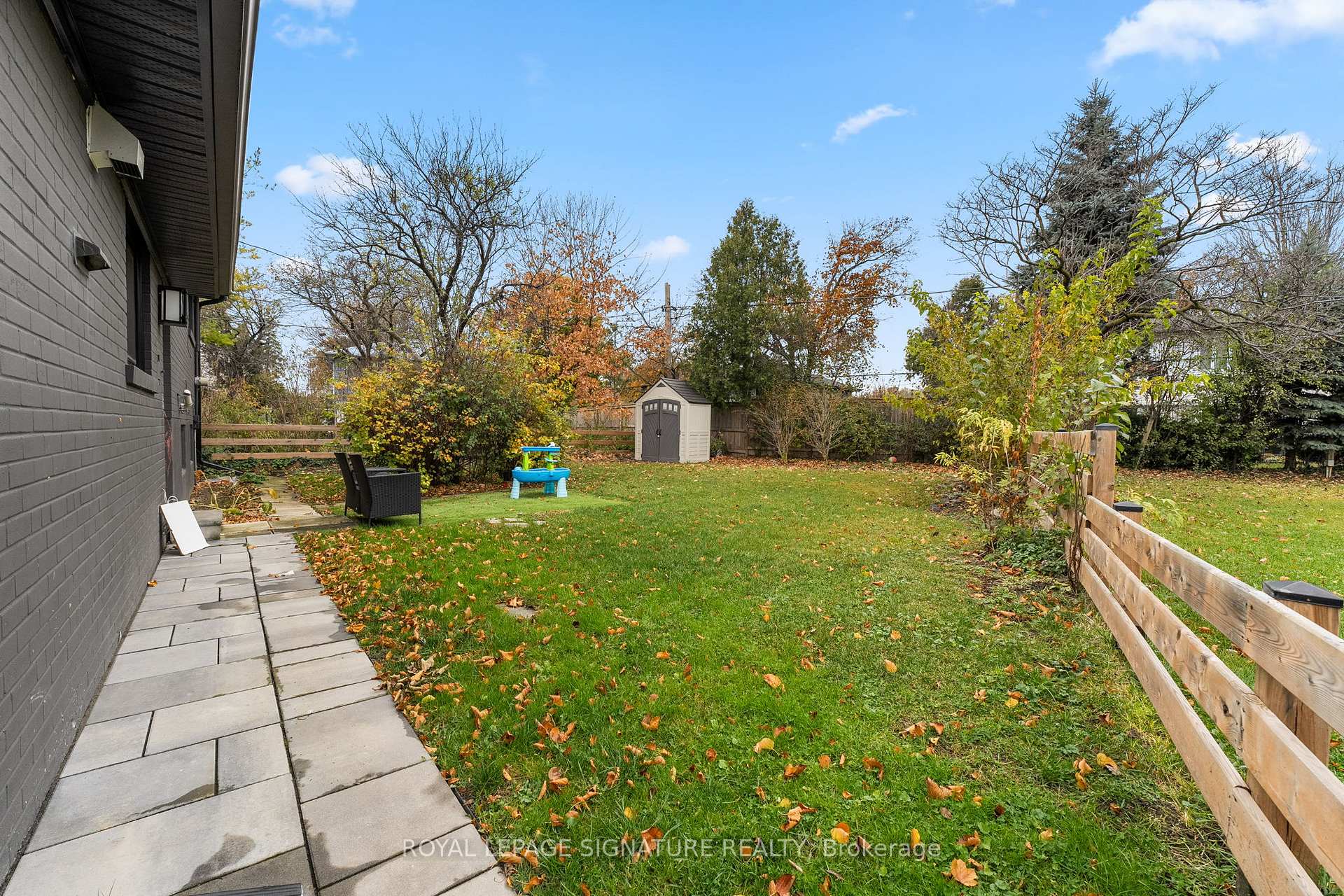 26 Vanderbrent Cres, Toronto, ON M9R3W8 | 3 Bedroom 2 Bathroom Detached House | Image 29