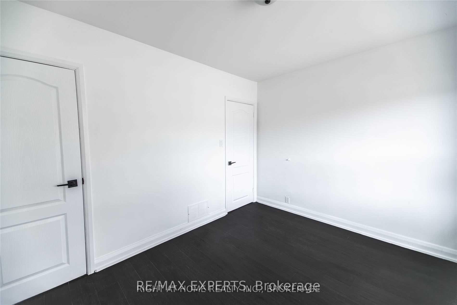 1010 Caledonia Rd, Toronto, ON M6B3Z1 | 4 Bedroom 3 Bathroom Detached House | Image 3