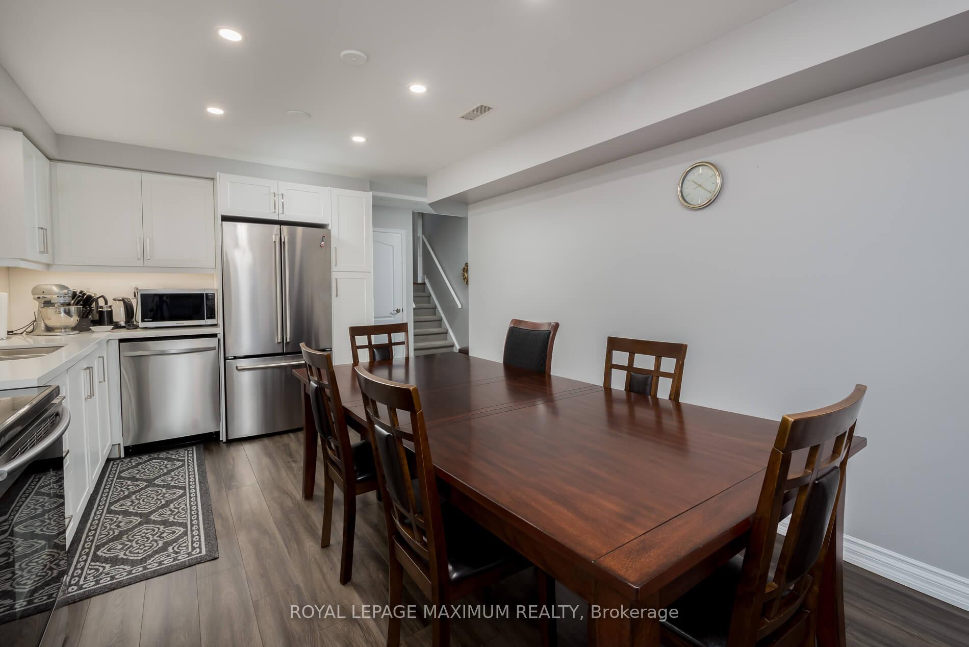 44 Flagstick Crt, Toronto, ON M3J3B8 | 3 Bedroom 2 Bathroom Semi-Detached House | Image 31