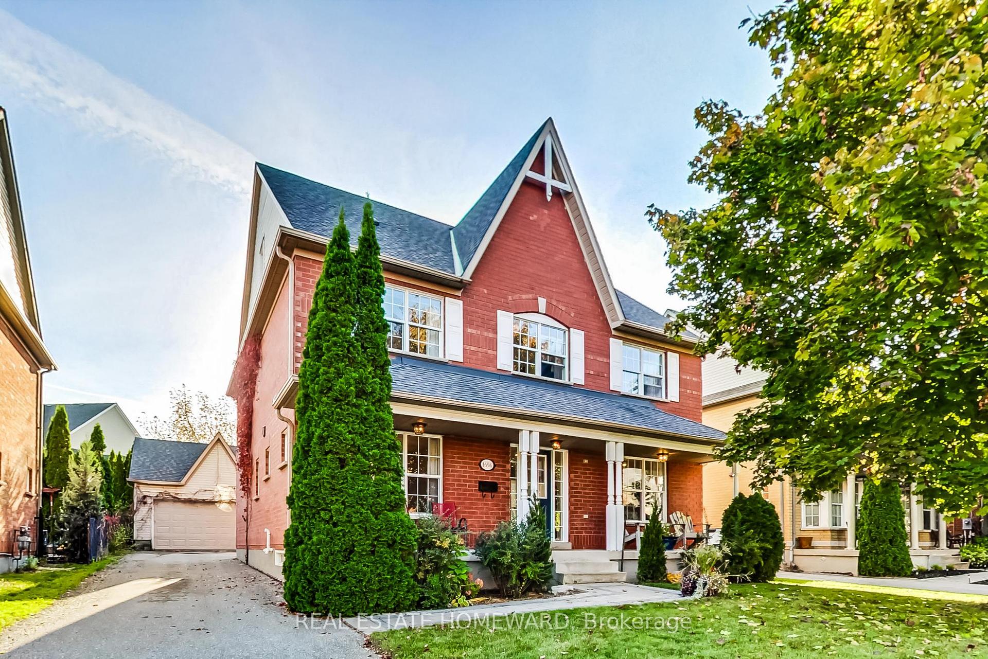 1696 Danthorpe Dr, Mississauga, ON L5N7L2 | 4 Bedroom 3 Bathroom Detached House | Image 1