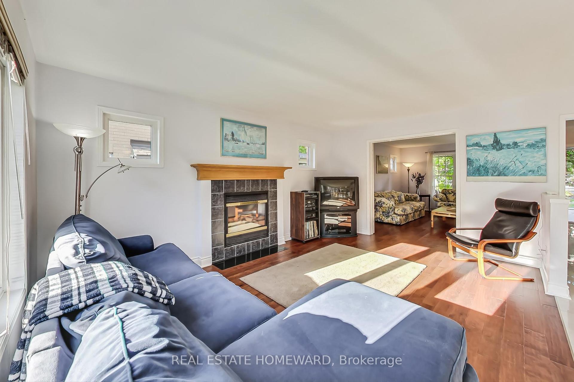 1696 Danthorpe Dr, Mississauga, ON L5N7L2 | 4 Bedroom 3 Bathroom Detached House | Image 17